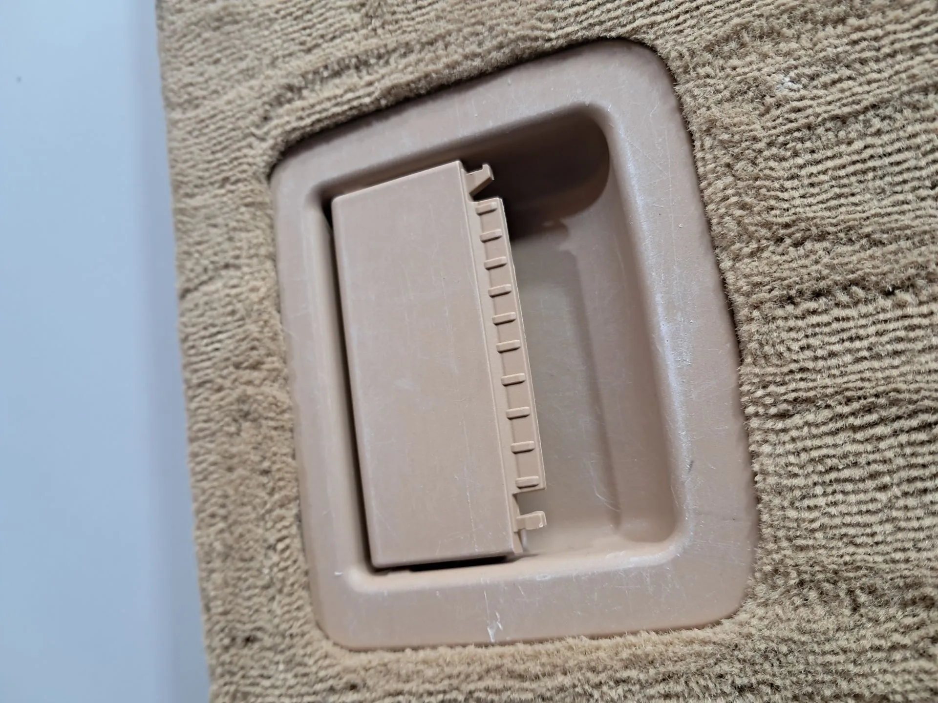 Chapeleira / tampo da mala PORSCHE Panamera (970) Imagem-1