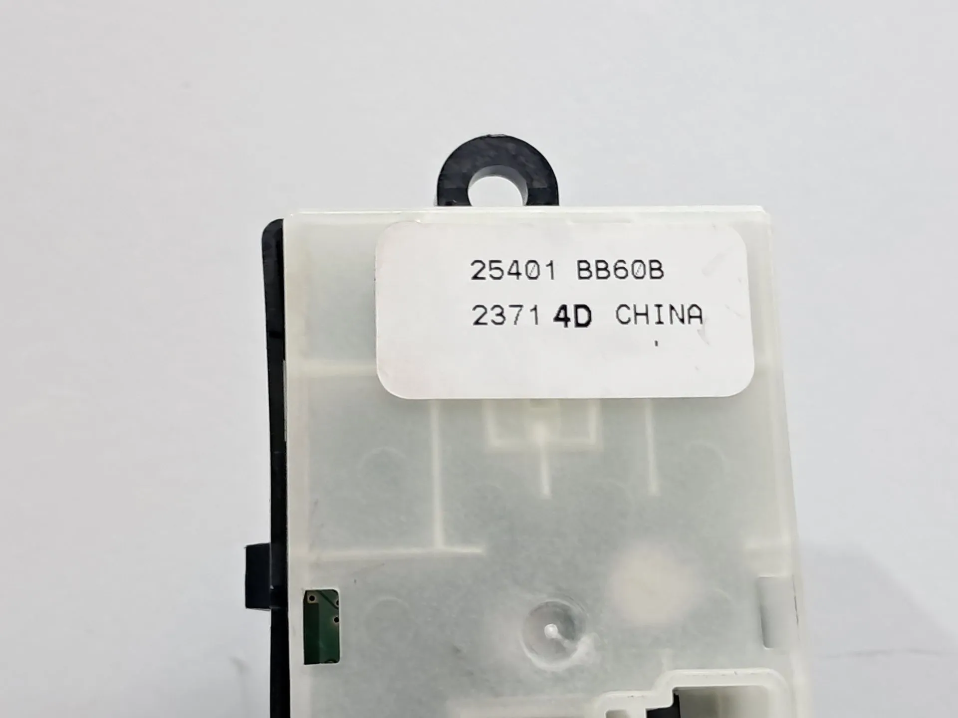 Left Front window control NISSAN Qashqai/Qashqai+2 I (J10, JJ10) Imagem-4