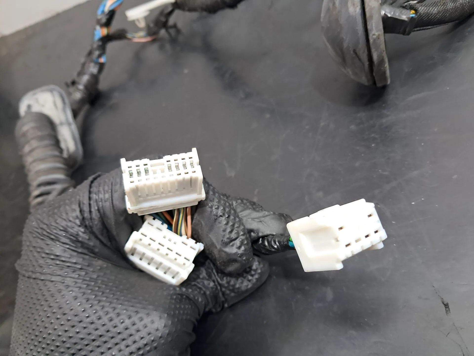 Interior electrical installation / interior wiring NISSAN Qashqai/Qashqai+2 I (J10, JJ10) Imagem-1
