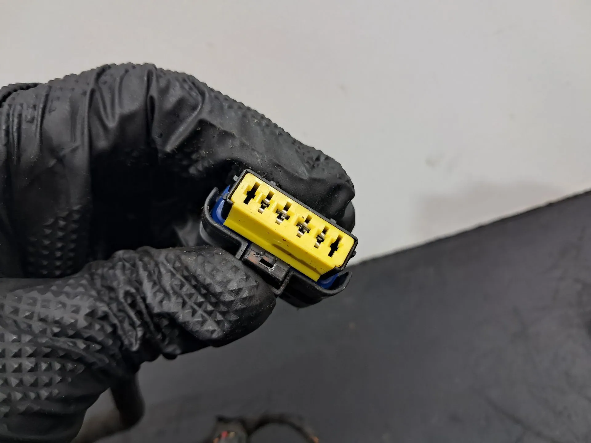 Interior electrical installation / interior wiring NISSAN Qashqai/Qashqai+2 I (J10, JJ10) Imagem-4