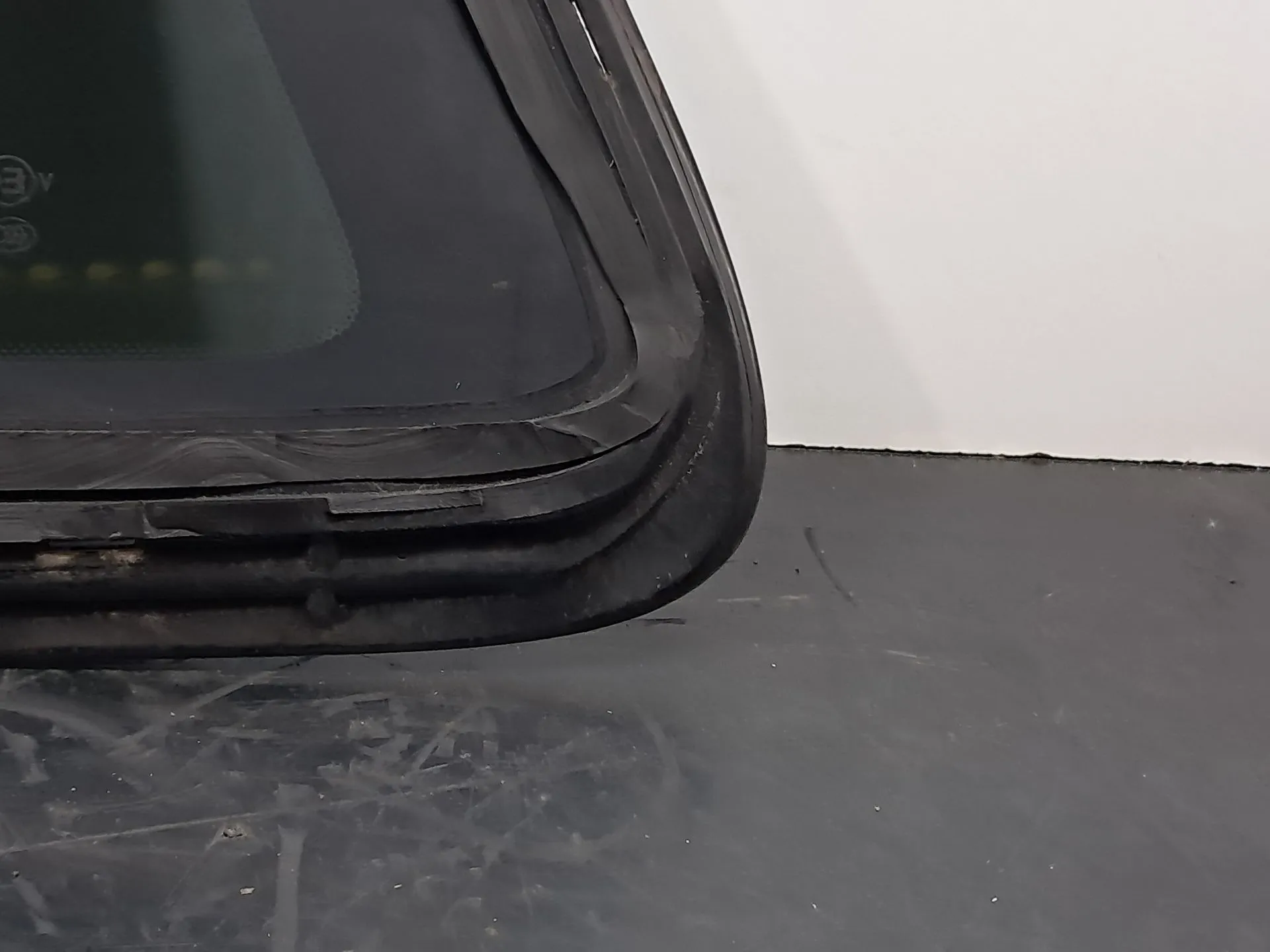 Vidrio del panel Trasero Derecho VOLVO XC90 II Imagem-7