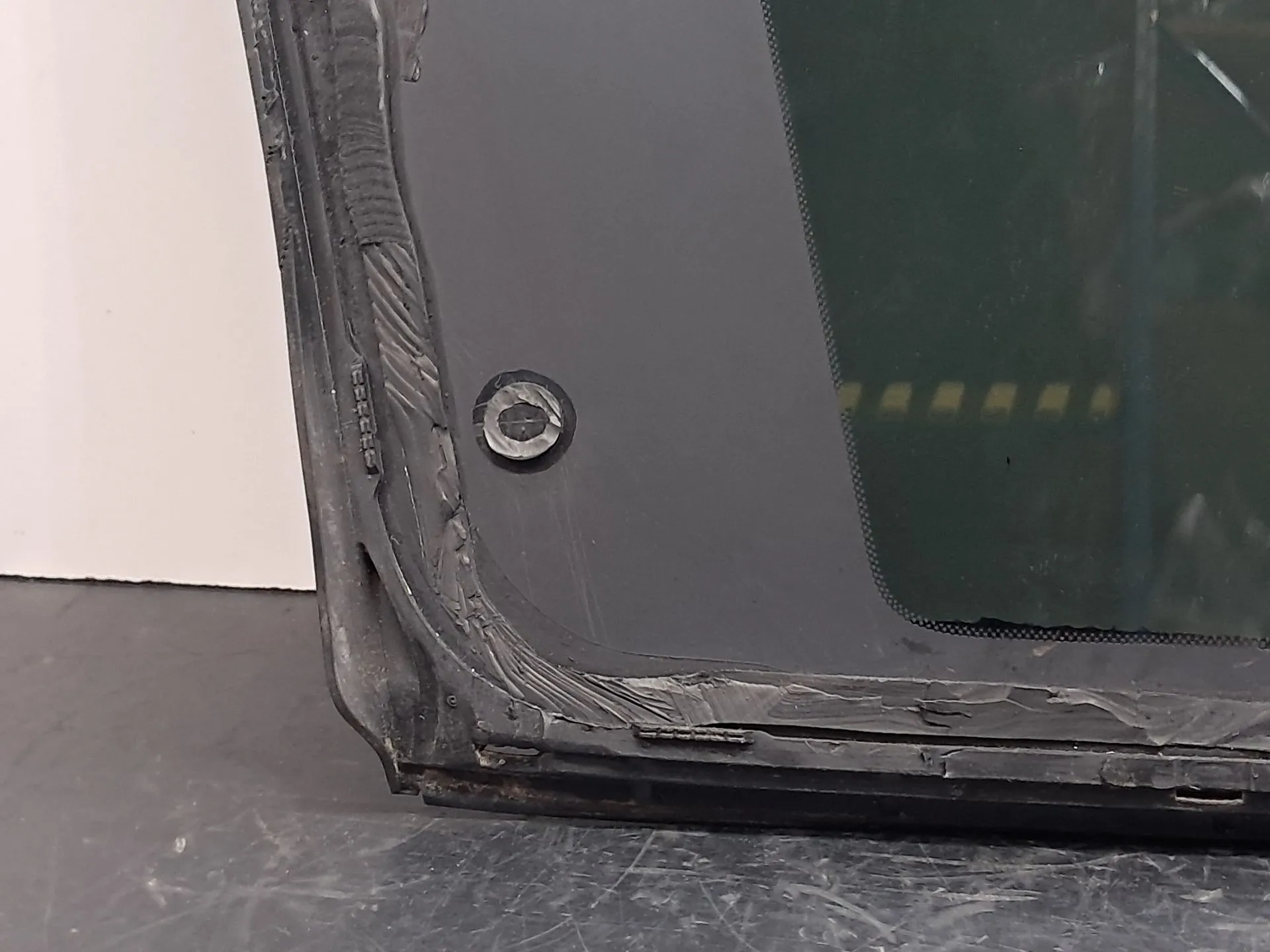 Vidrio del panel Trasero Derecho VOLVO XC90 II Imagem-10