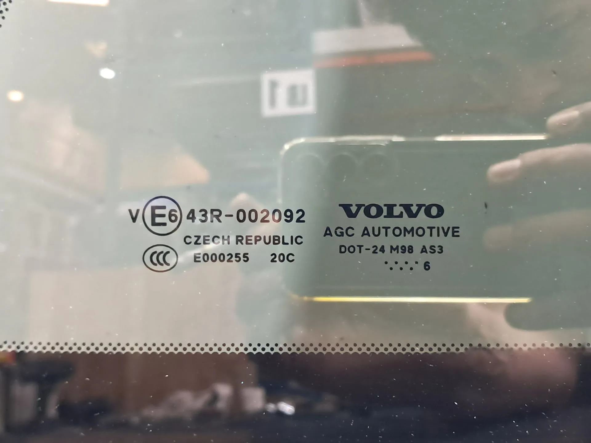Vidrio del panel Trasero Derecho VOLVO XC90 II Imagem-5