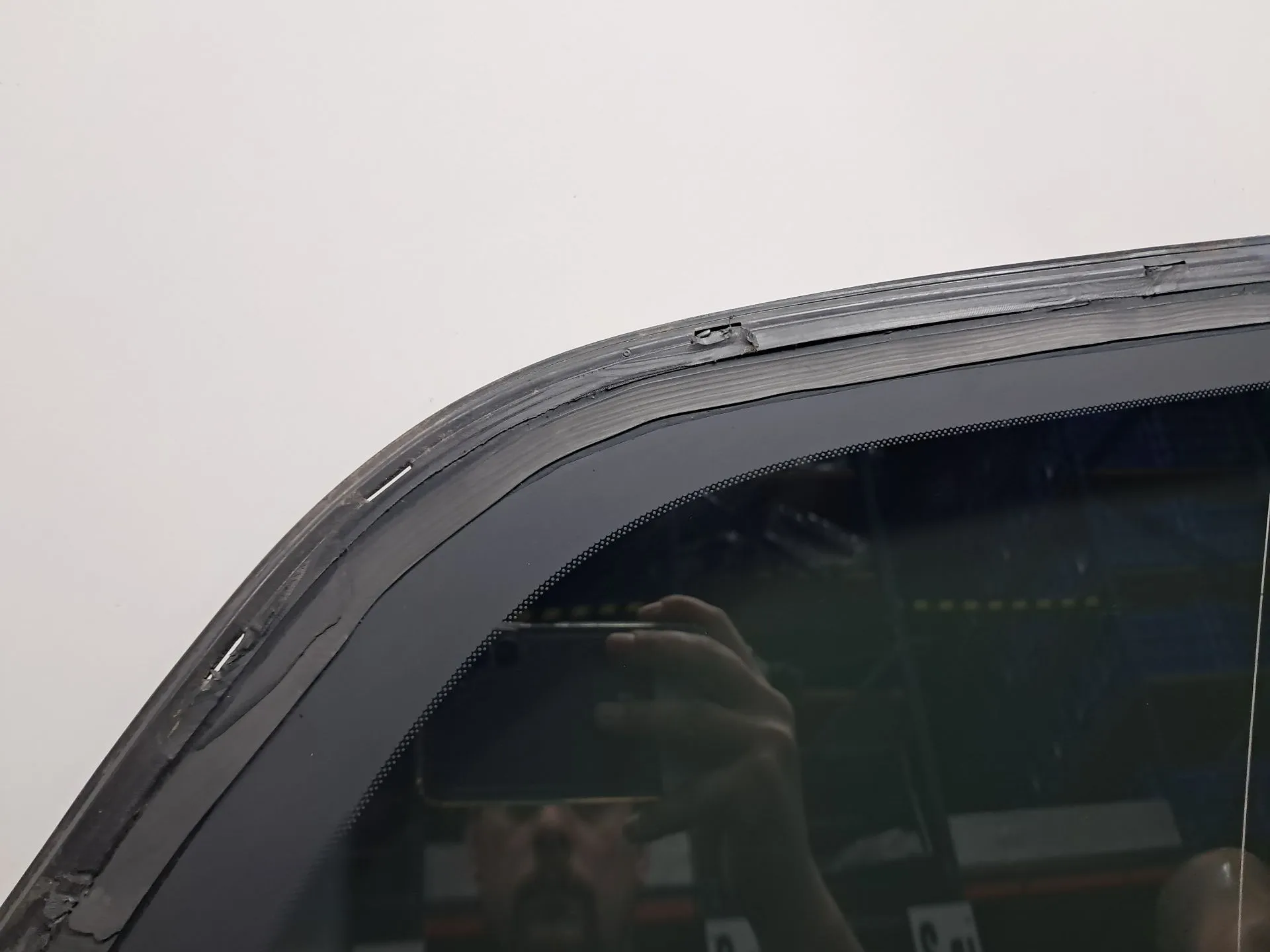 Vidrio del panel Trasero Izquierdo VOLVO XC90 II Imagem-8