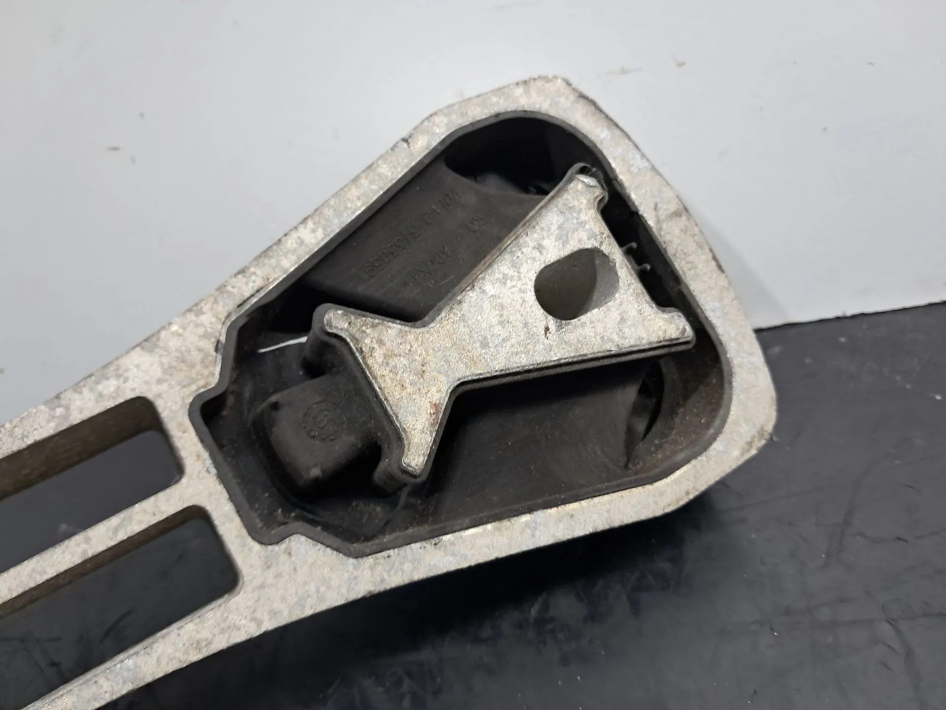 Soporte Del Motor VOLVO XC90 II Imagem-4