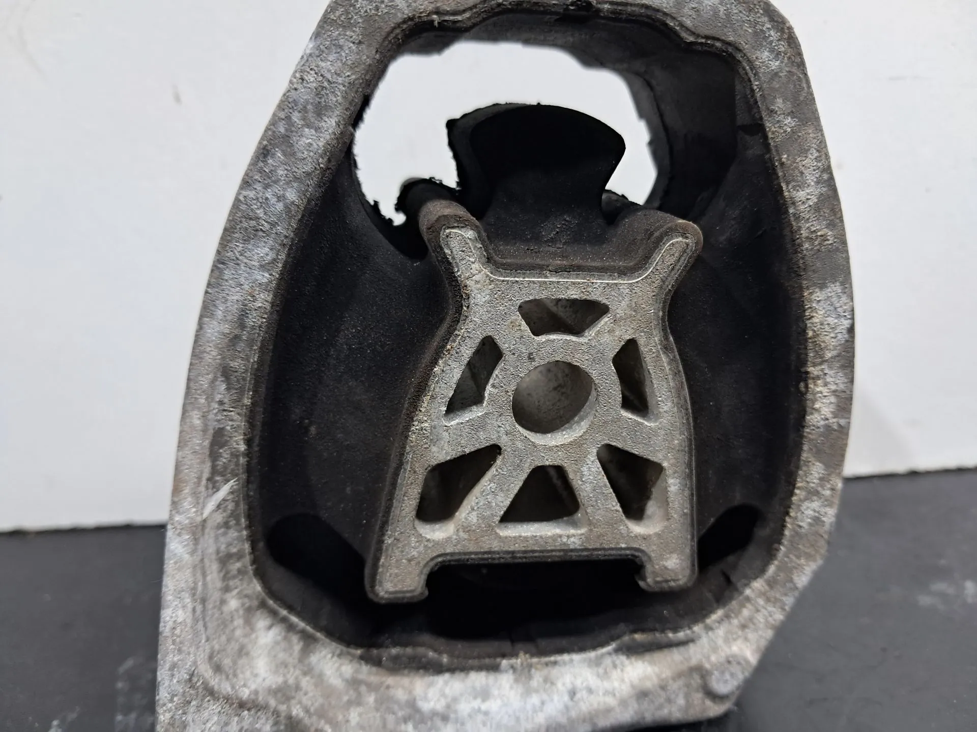 Soporte Del Motor VOLVO XC90 II Imagem-2