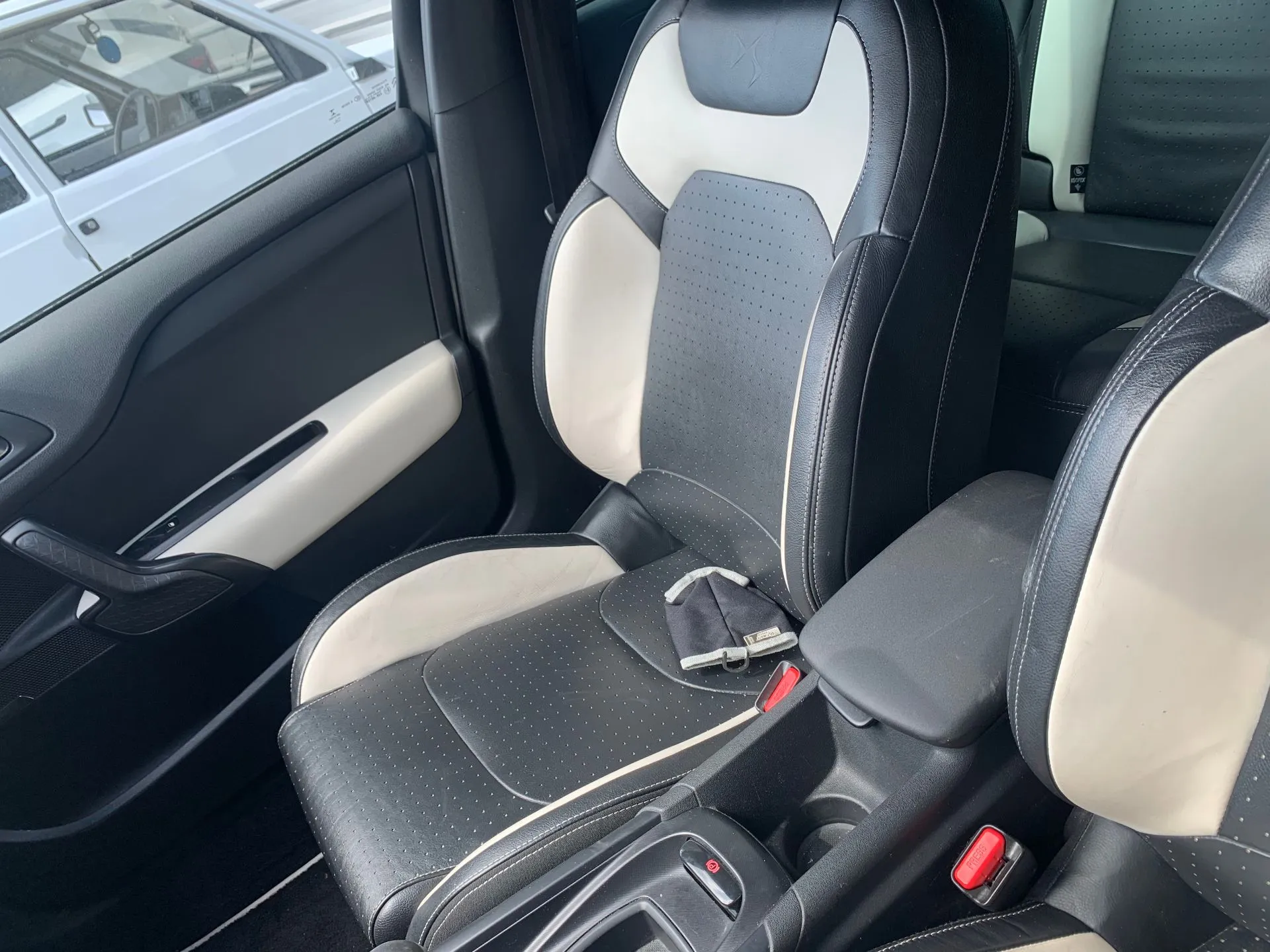 Conjunto de bancos CITROËN DS4 (NX_) Imagem-3