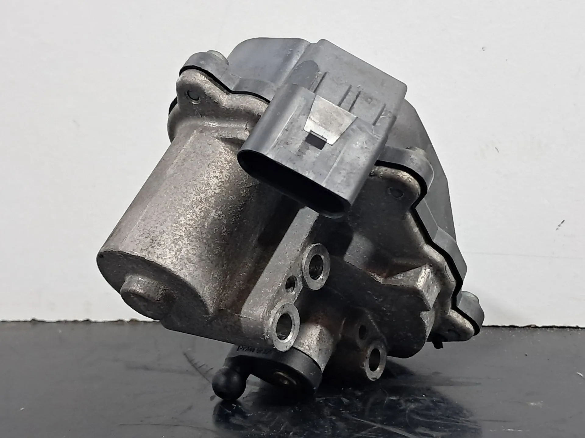 Motor borboleta de admissão AUDI Q5 (8R)