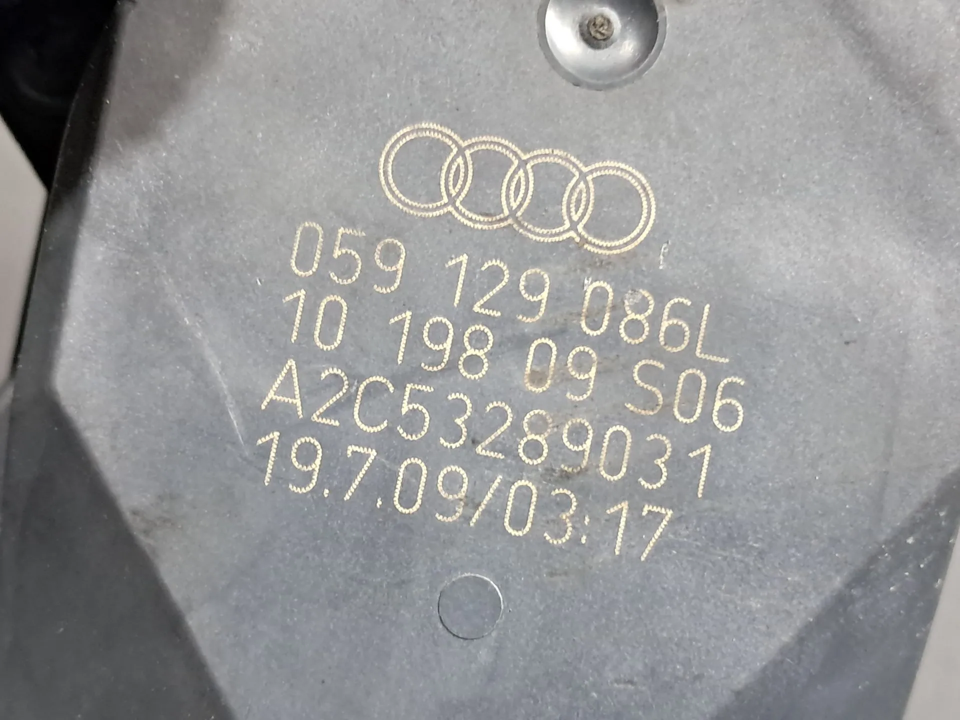 Motor borboleta de admissão AUDI Q5 (8R) Imagem-4