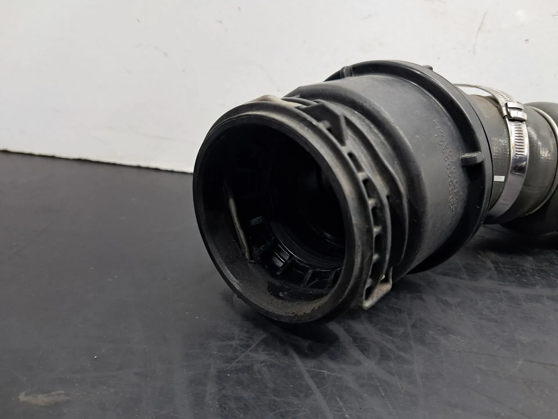Tubo intercooler RENAULT Grand Scénic III (JZ0/1_) Imagem-1