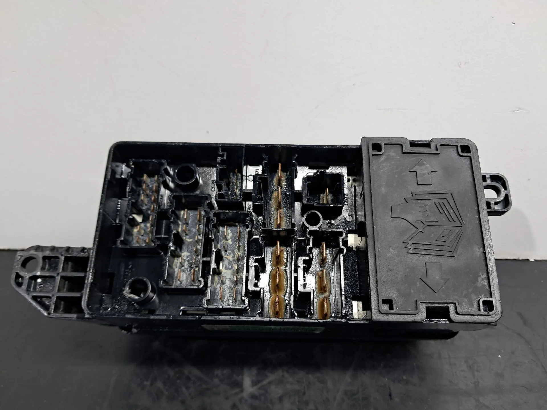 Caja fusibles / SAM / BSI MINI Mini (R56) Imagem-3