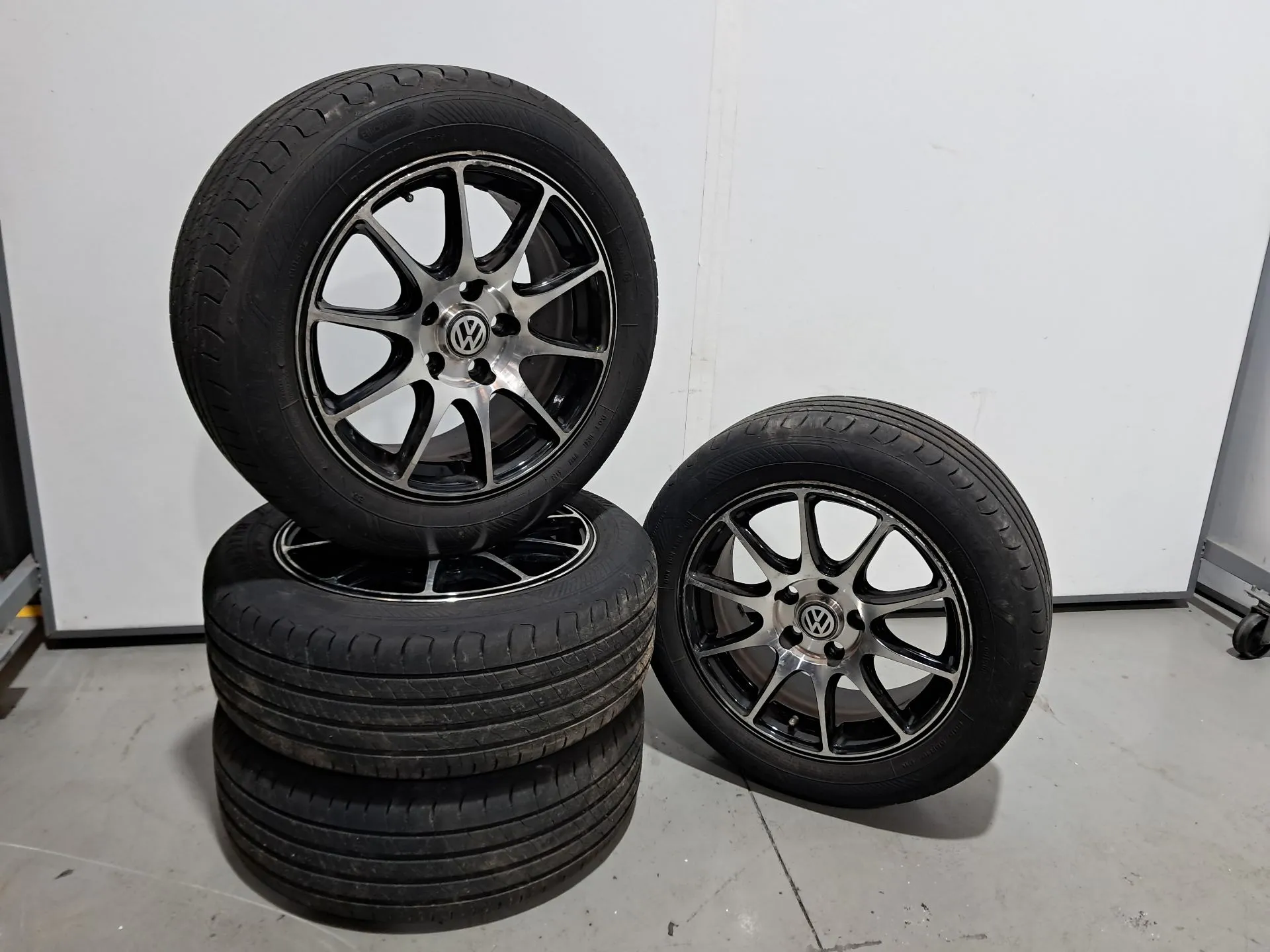 Conjunto de jantes VOLKSWAGEN Golf VI (5K1)