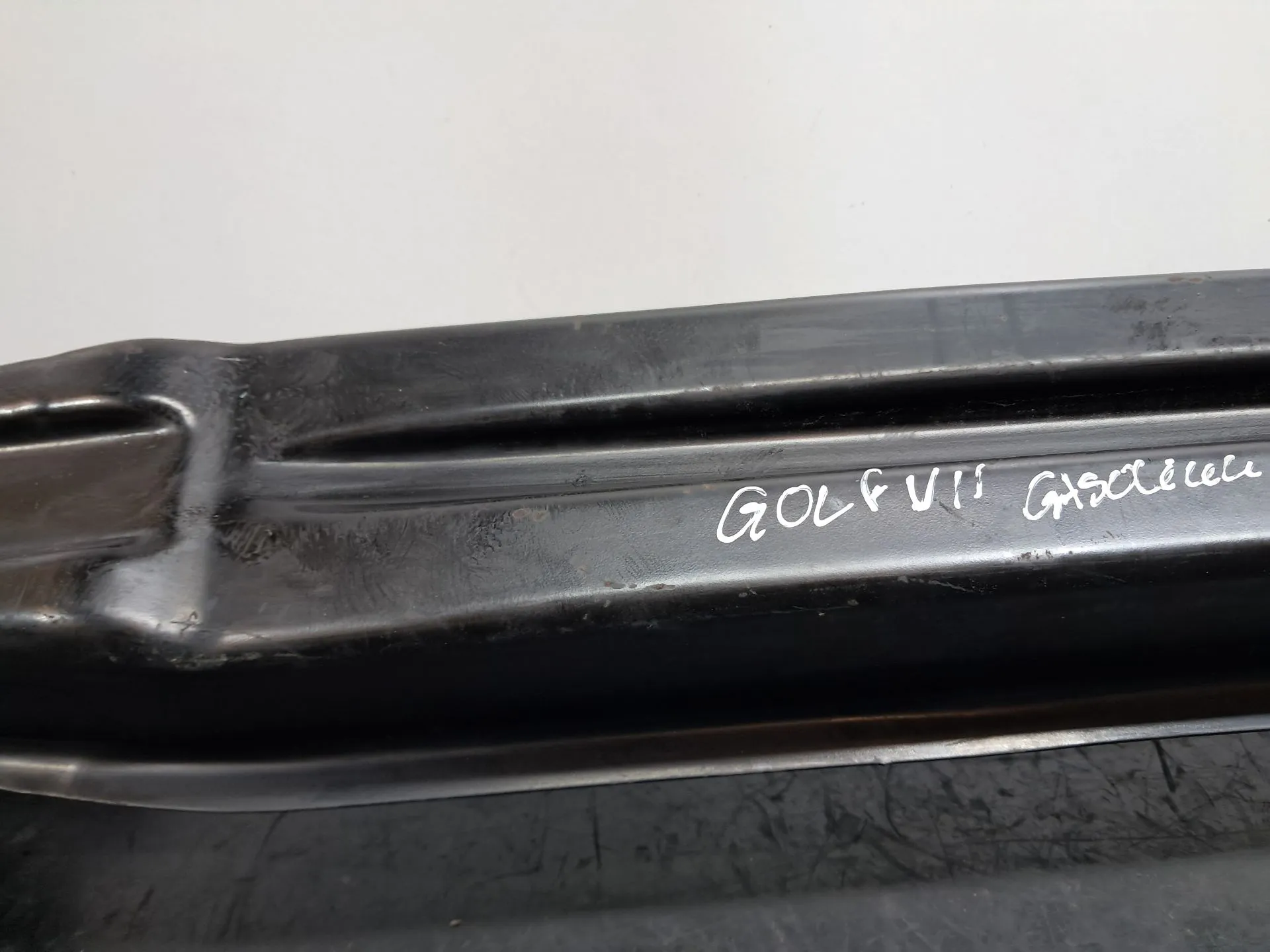 Renfort pare-chocs arrière VOLKSWAGEN Golf VII (5G1, BQ1, BE1, BE2) Imagem-2