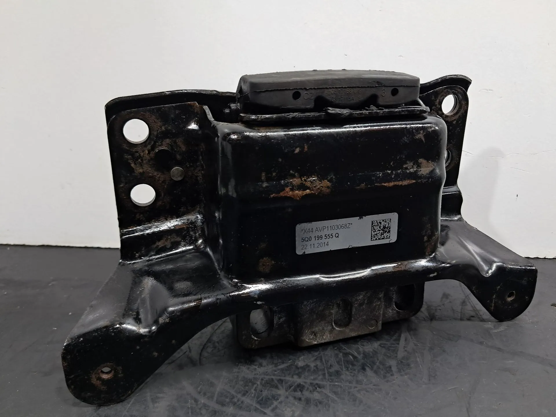 Apoio do motor VOLKSWAGEN Golf VII 