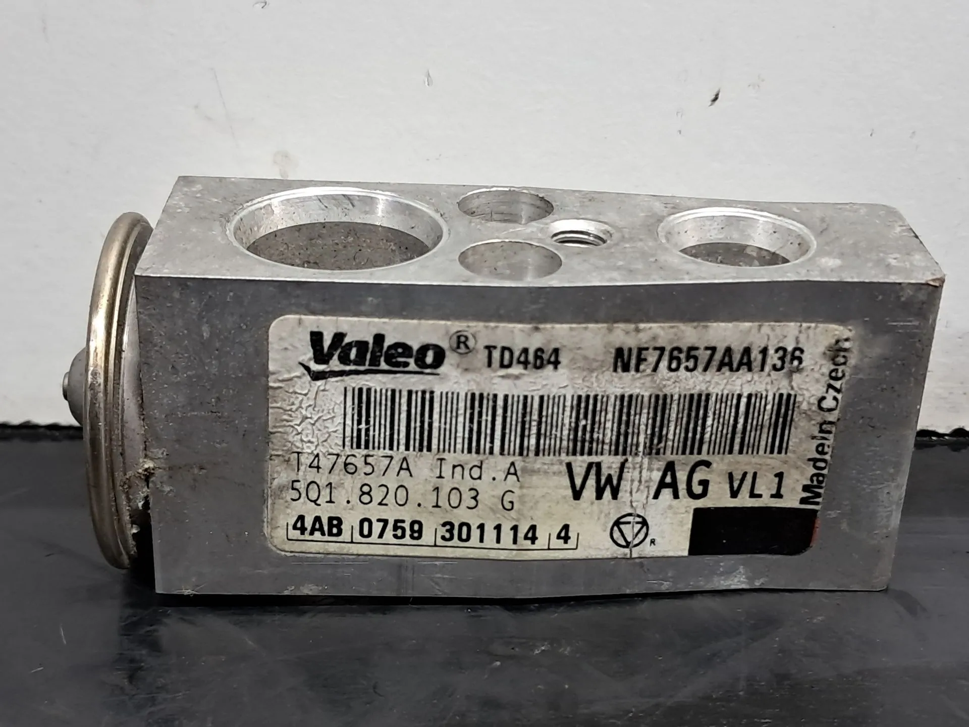 Generic valve VOLKSWAGEN Golf VII (5G1, BQ1, BE1, BE2) Imagem-2