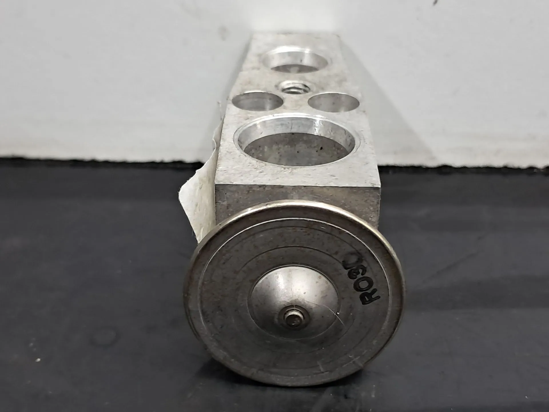 Generic valve VOLKSWAGEN Golf VII (5G1, BQ1, BE1, BE2) Imagem-1