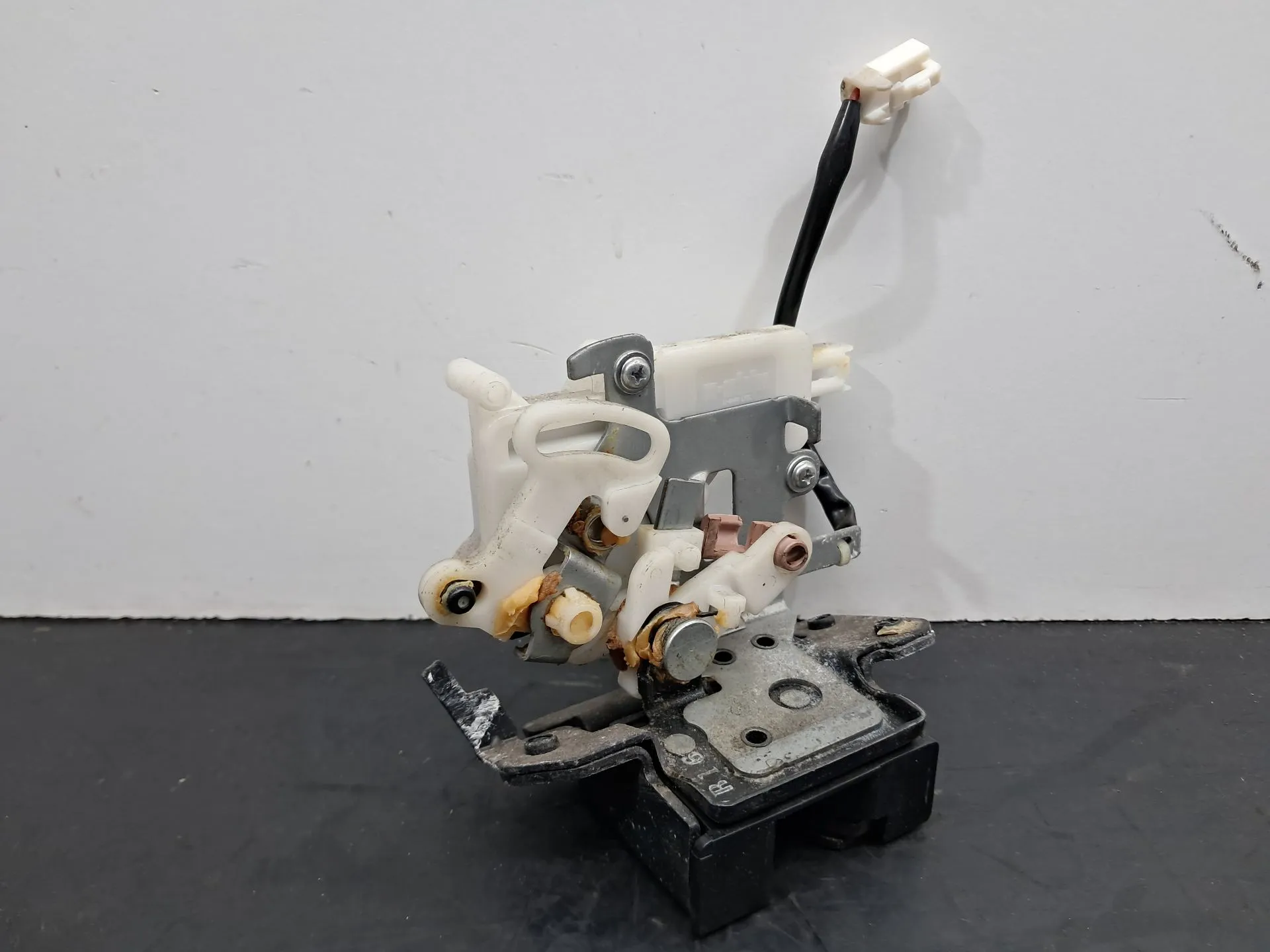 Fechadura / fecho da mala MAZDA 5 (CR19) | 2005 - 2010