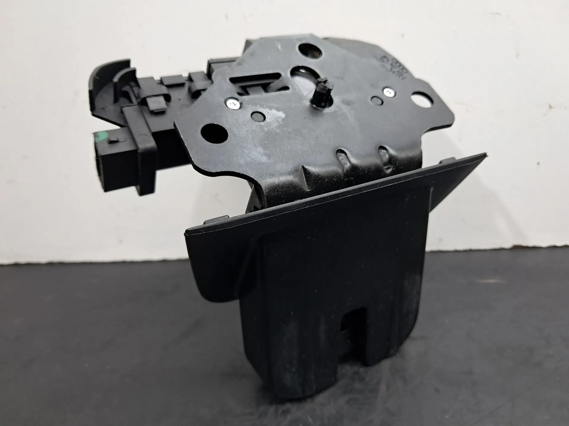 Fechadura / fecho da mala AUDI A4 Avant (8ED, B7) | 2004 - 2008