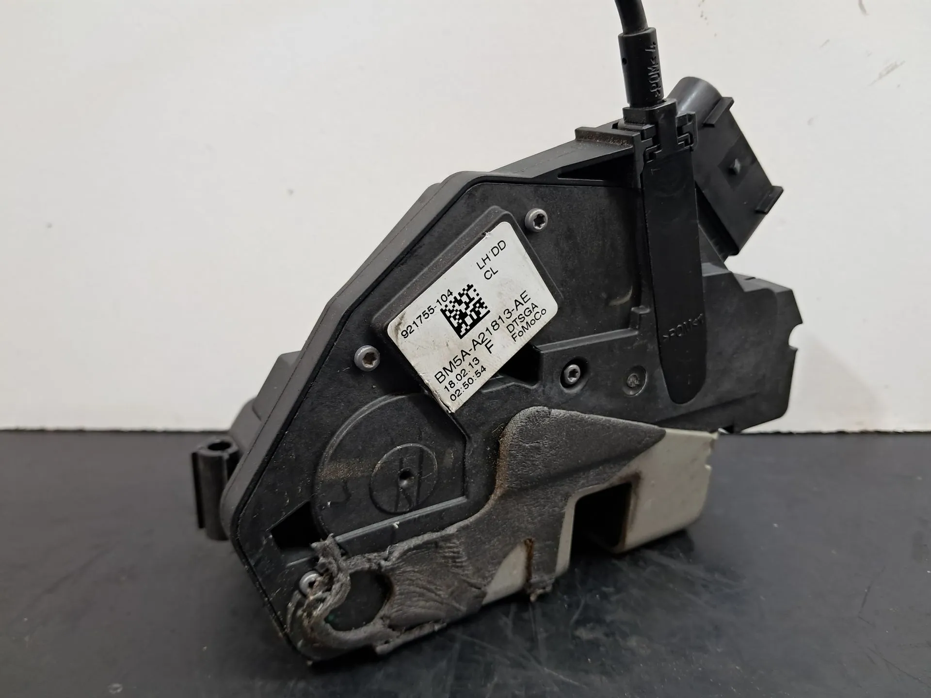 Serratura / chiusura porta anteriore sinistro FORD Focus III Imagem-1