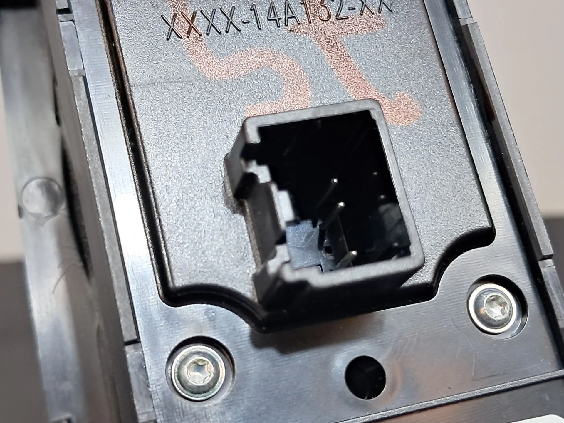 Mando / interruptor elevalunas delantero izquierdo FORD Focus III Imagem-5