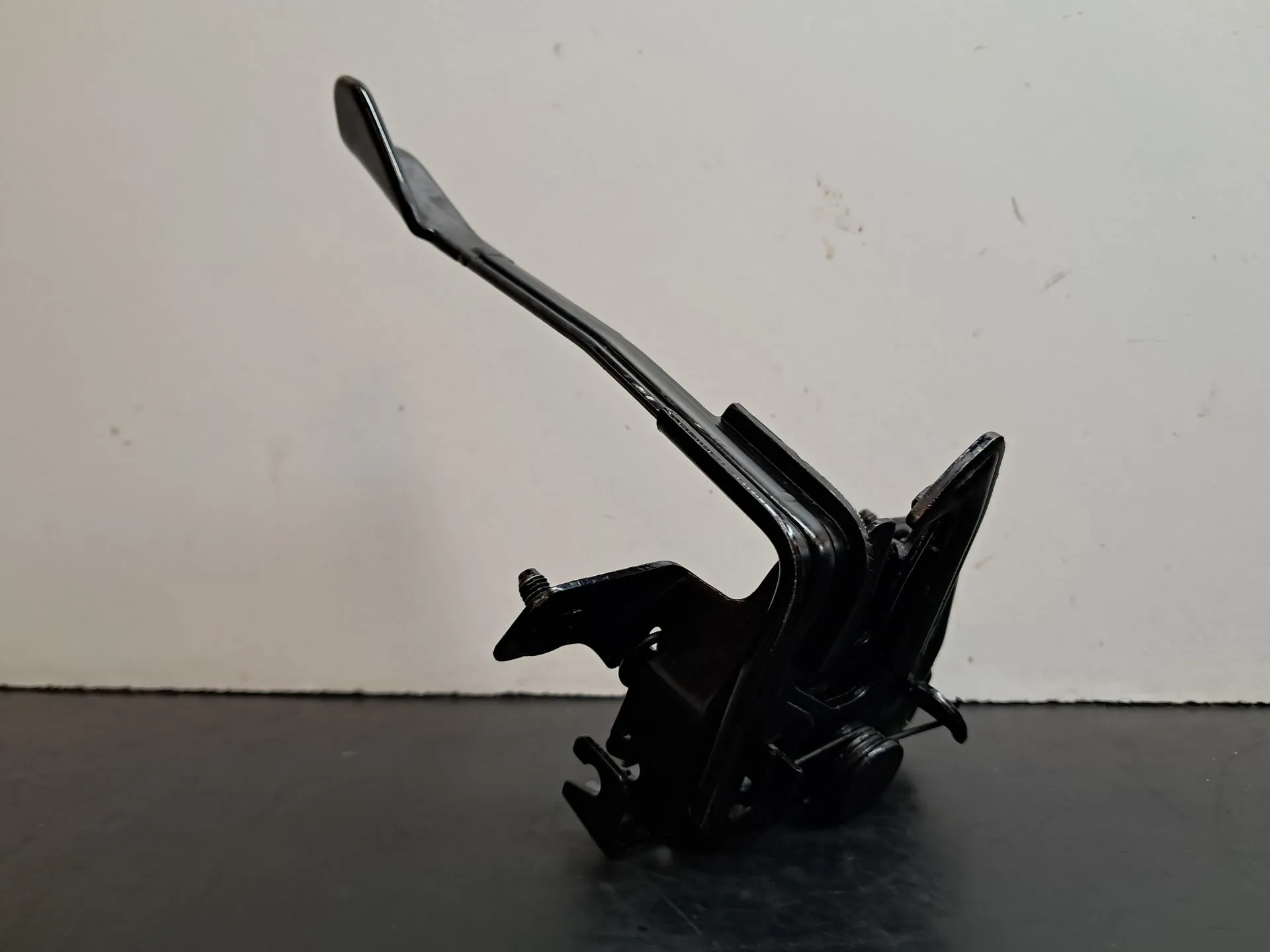Fechadura / fecho capot HYUNDAI ix20 (JC) | 2010 - 2019