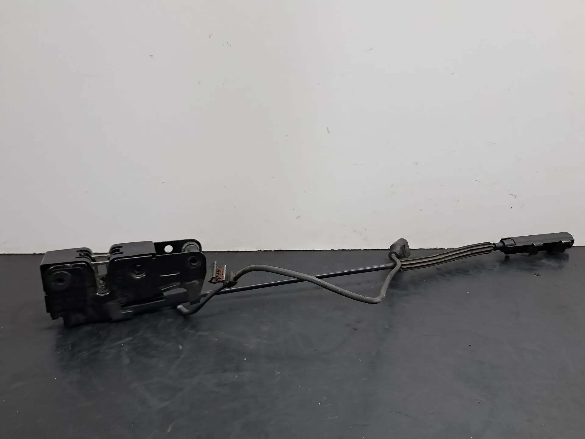 Fechadura / fecho capot AUDI Q5 (8R) | 2008 - 2019