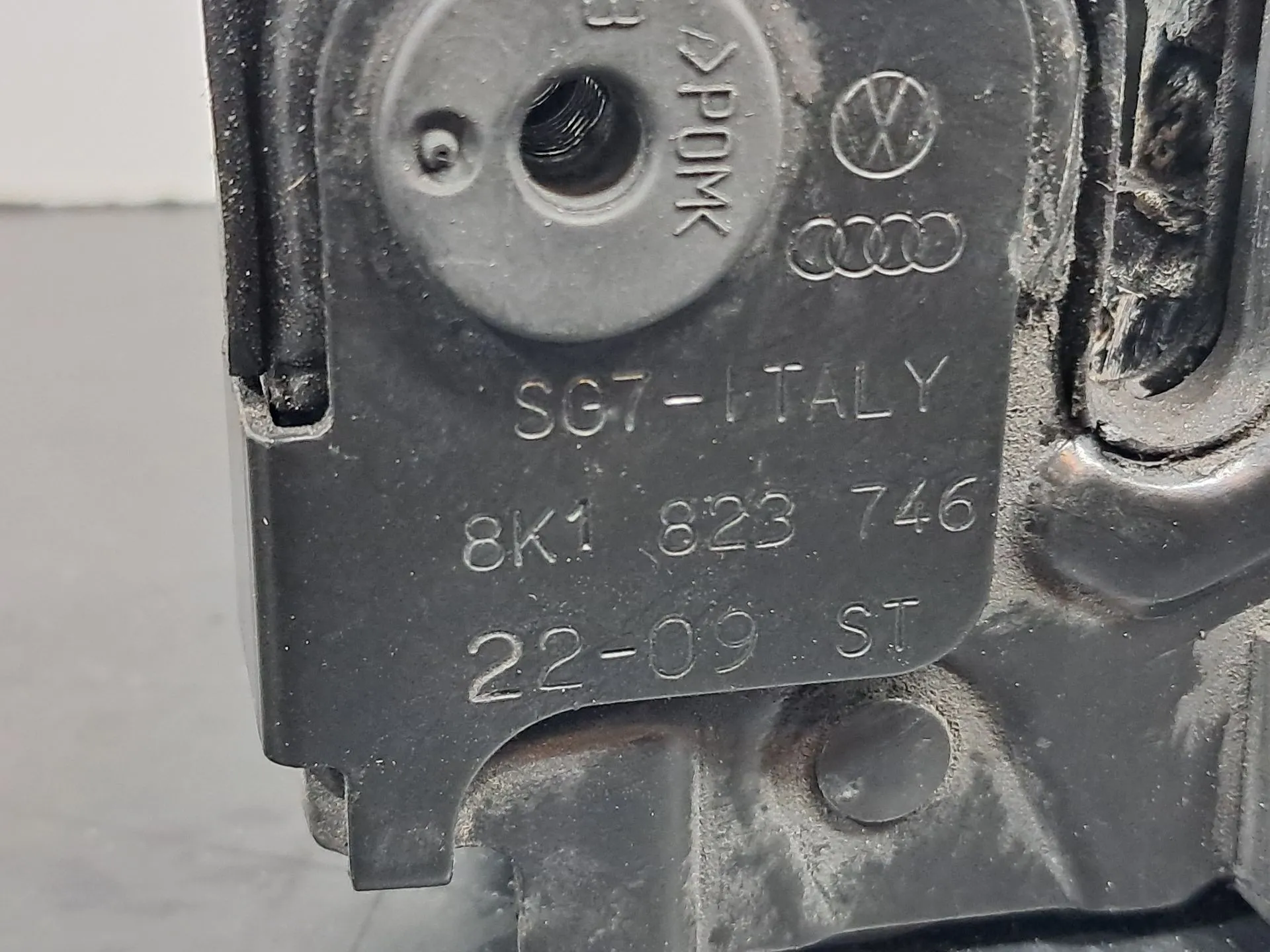 Fechadura / fecho capot AUDI Q5 (8R) Imagem-2
