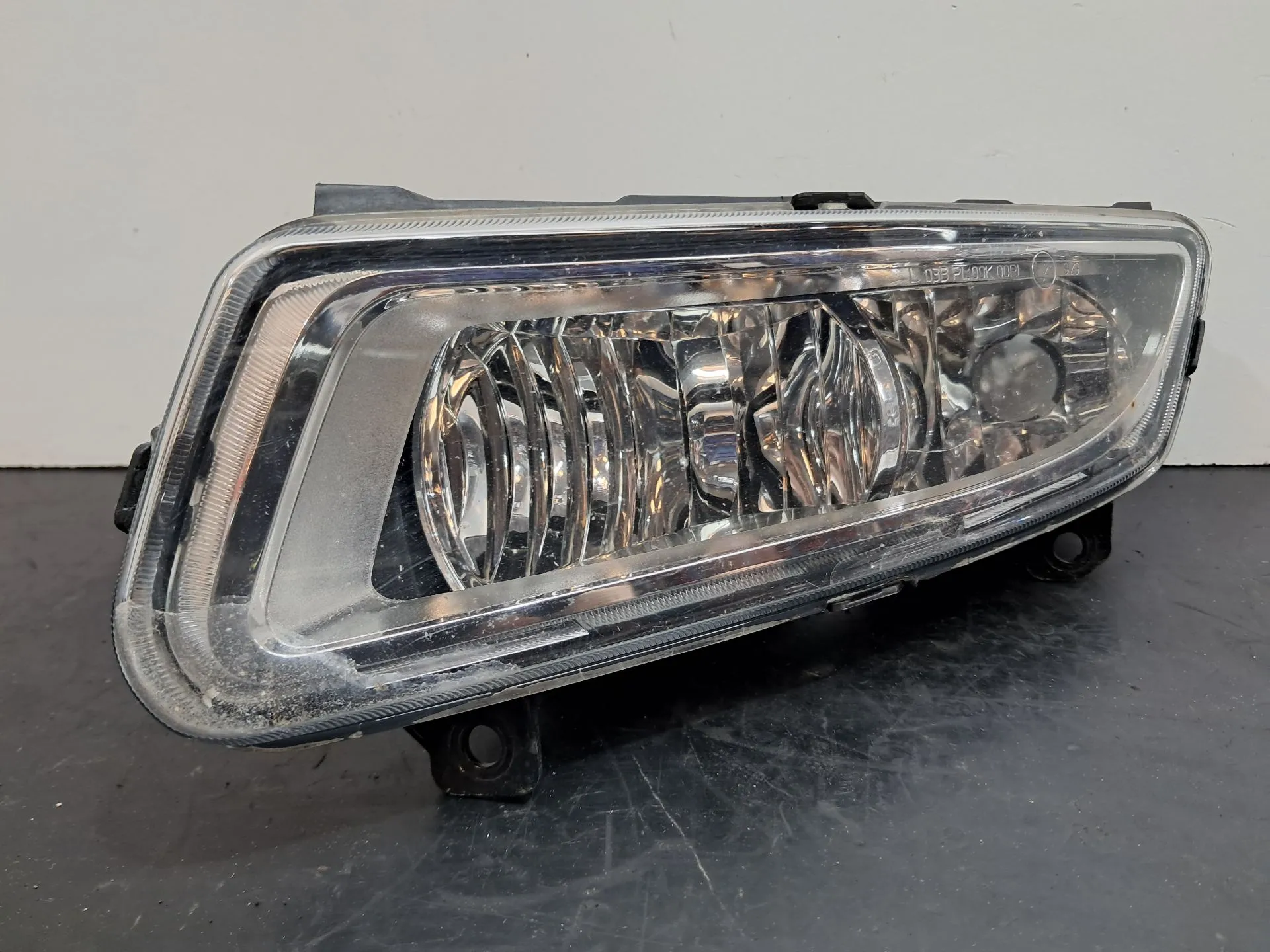 Left front fog light VOLKSWAGEN Polo (6R, 6C) Imagem-1