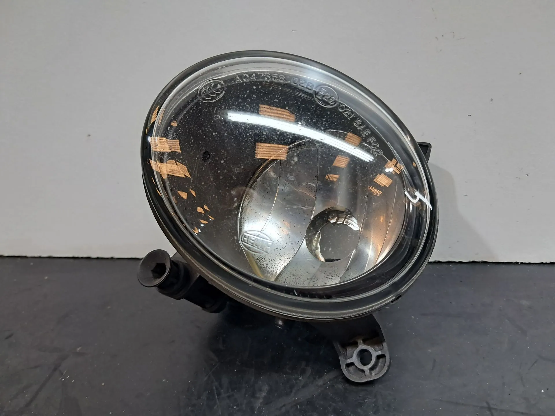 Farol nevoeiro frente esquerdo AUDI Q5 (8R)