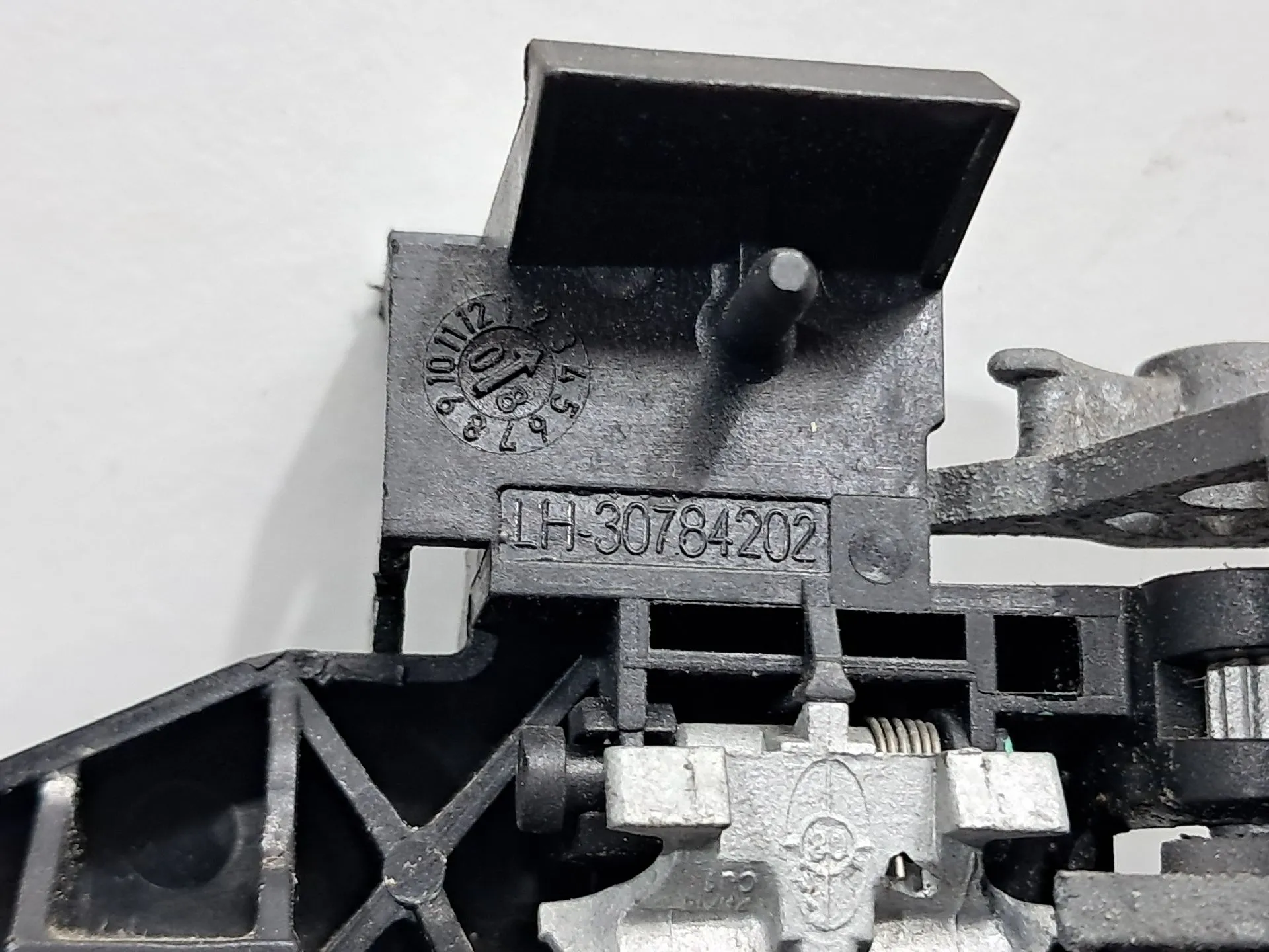 Supporto maniglia porta anteriore sinistra VOLVO S40 II (MS) Imagem-2