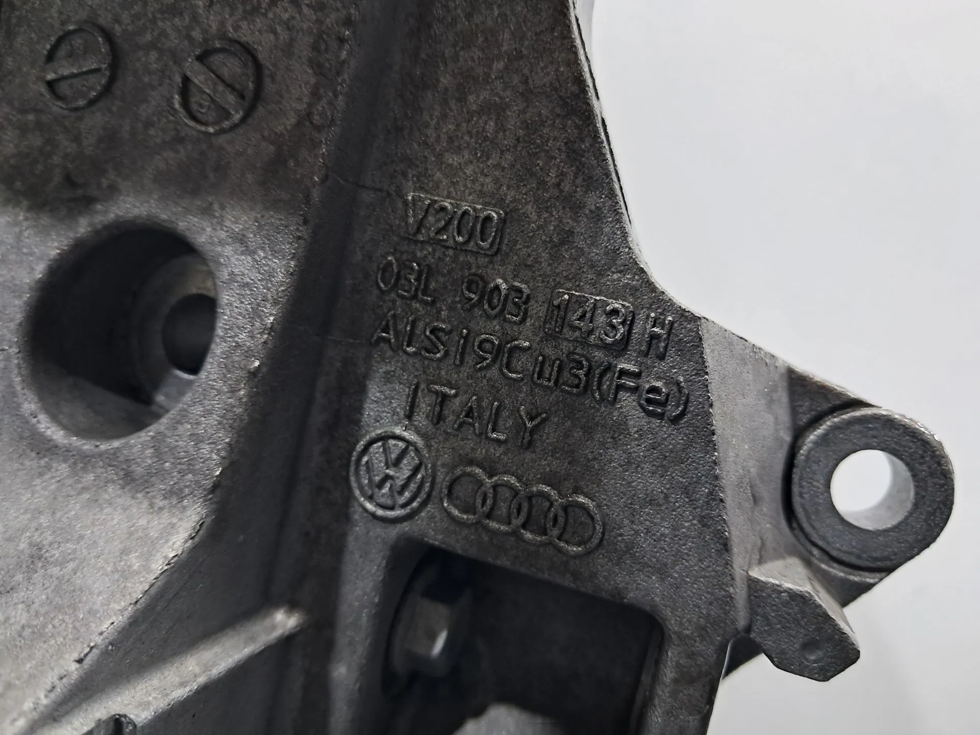 Soporte alternador AUDI A4 (8K2, B8) Imagem-1