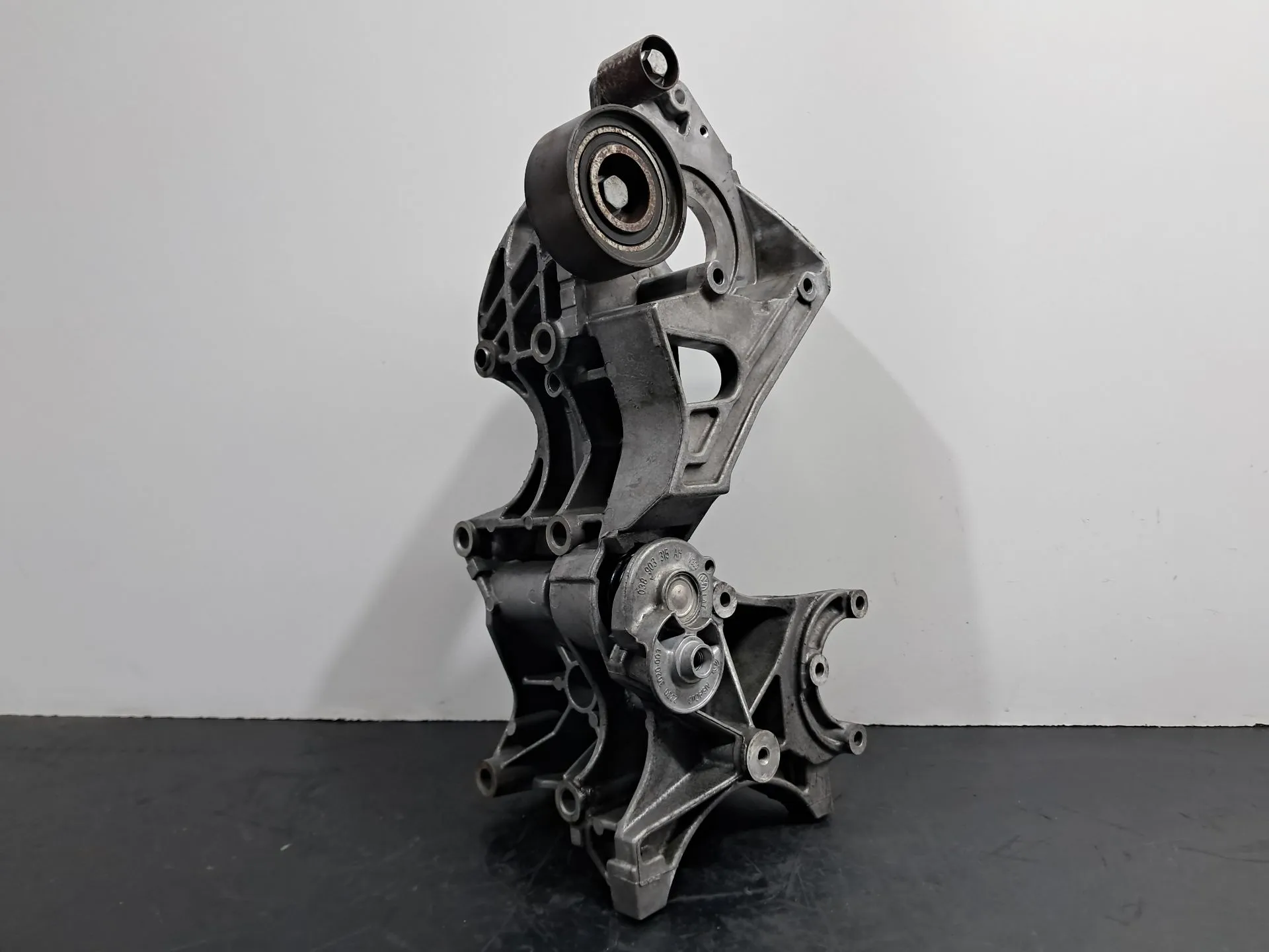 Soporte alternador AUDI A4 (8K2, B8) Imagem-2