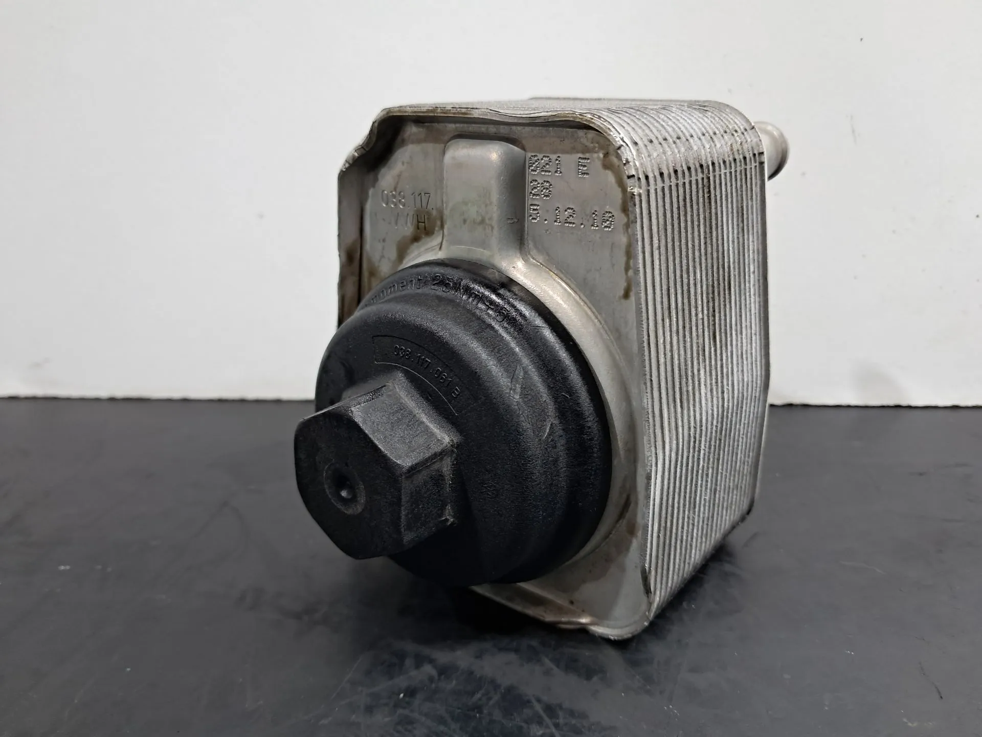 Radiador de aceite AUDI A4 (8K2, B8)