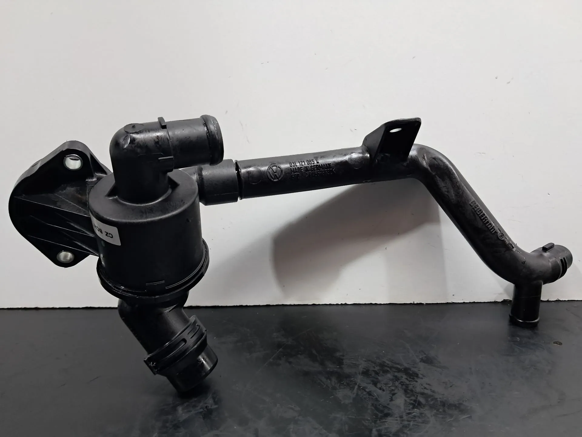 Tubo da água AUDI A4 (8K2, B8)