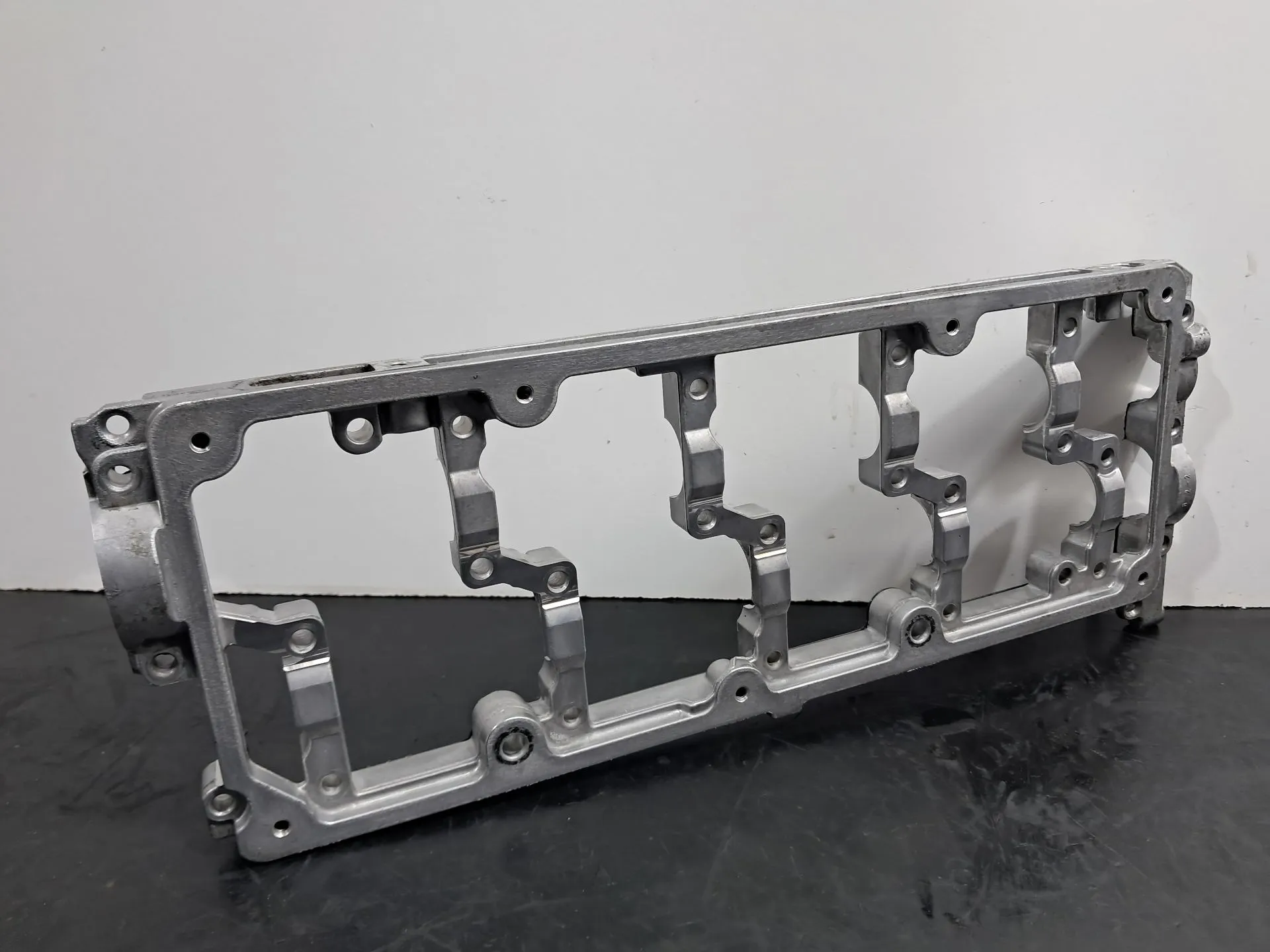 Support général AUDI A4 (8K2, B8) Imagem-1