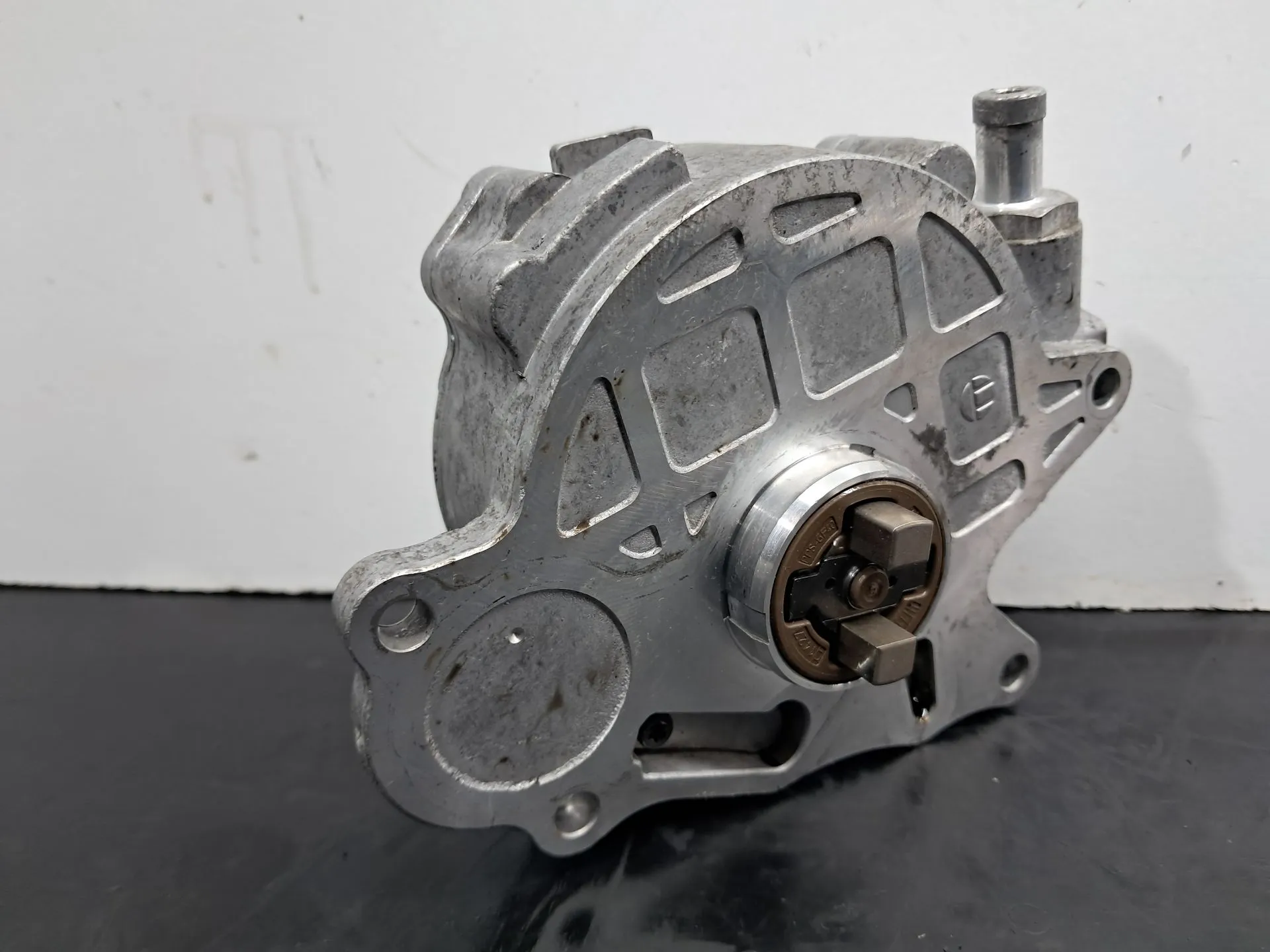 Depressore freni / pompa a vuoto AUDI A4 (8K2, B8) Imagem-2