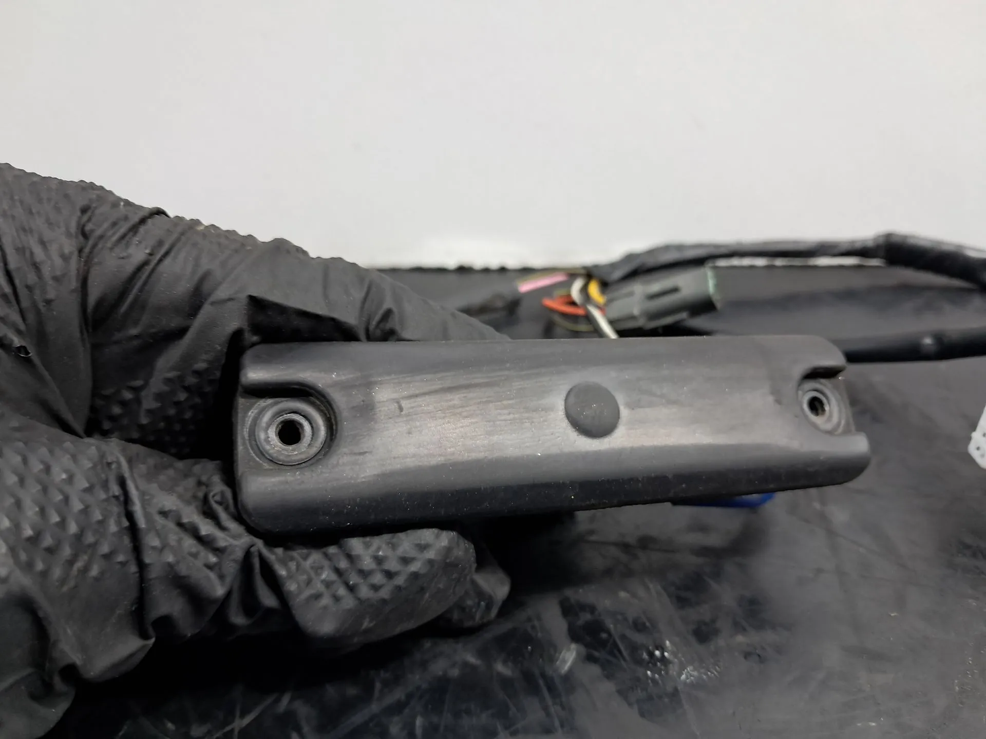 Tailgate handle HYUNDAI ix35 (LM, EL, ELH) Imagem-2