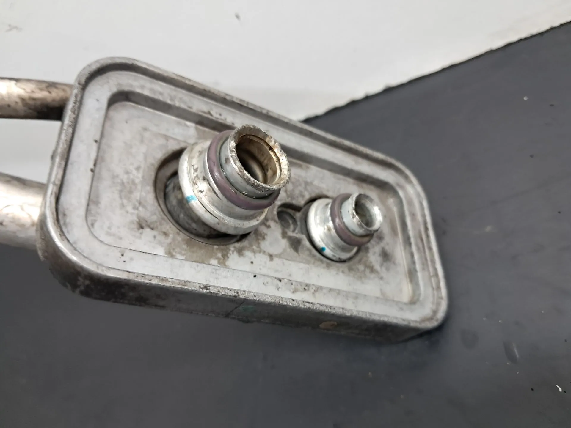 Tuyau de climatisation BMW X5 (F15, F85) Imagem-2