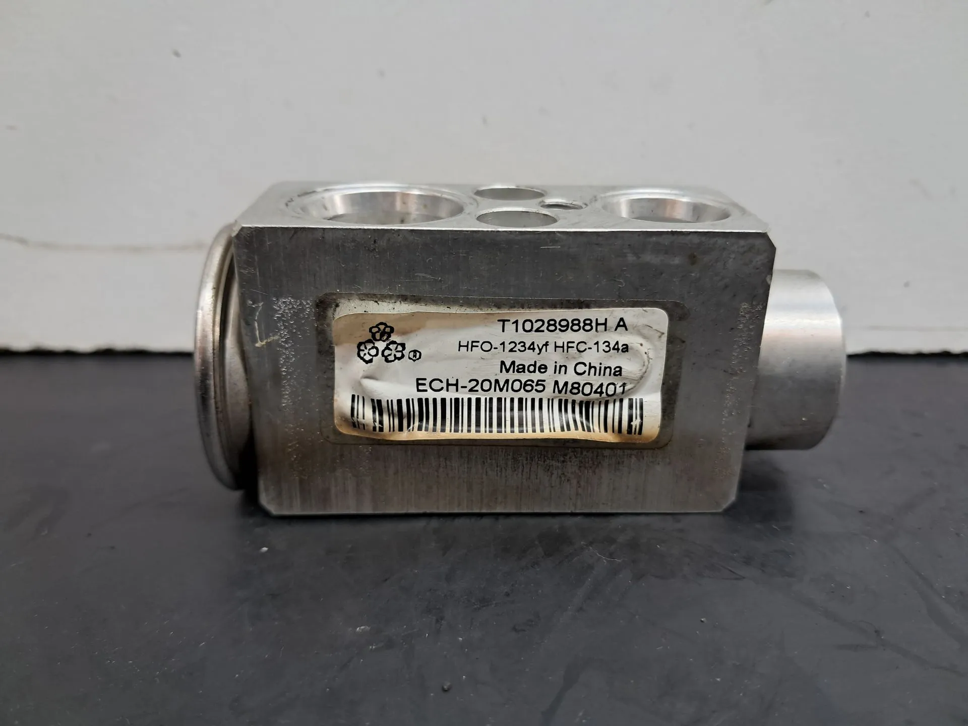 Valve générique BMW X5 (F15, F85) Imagem-1