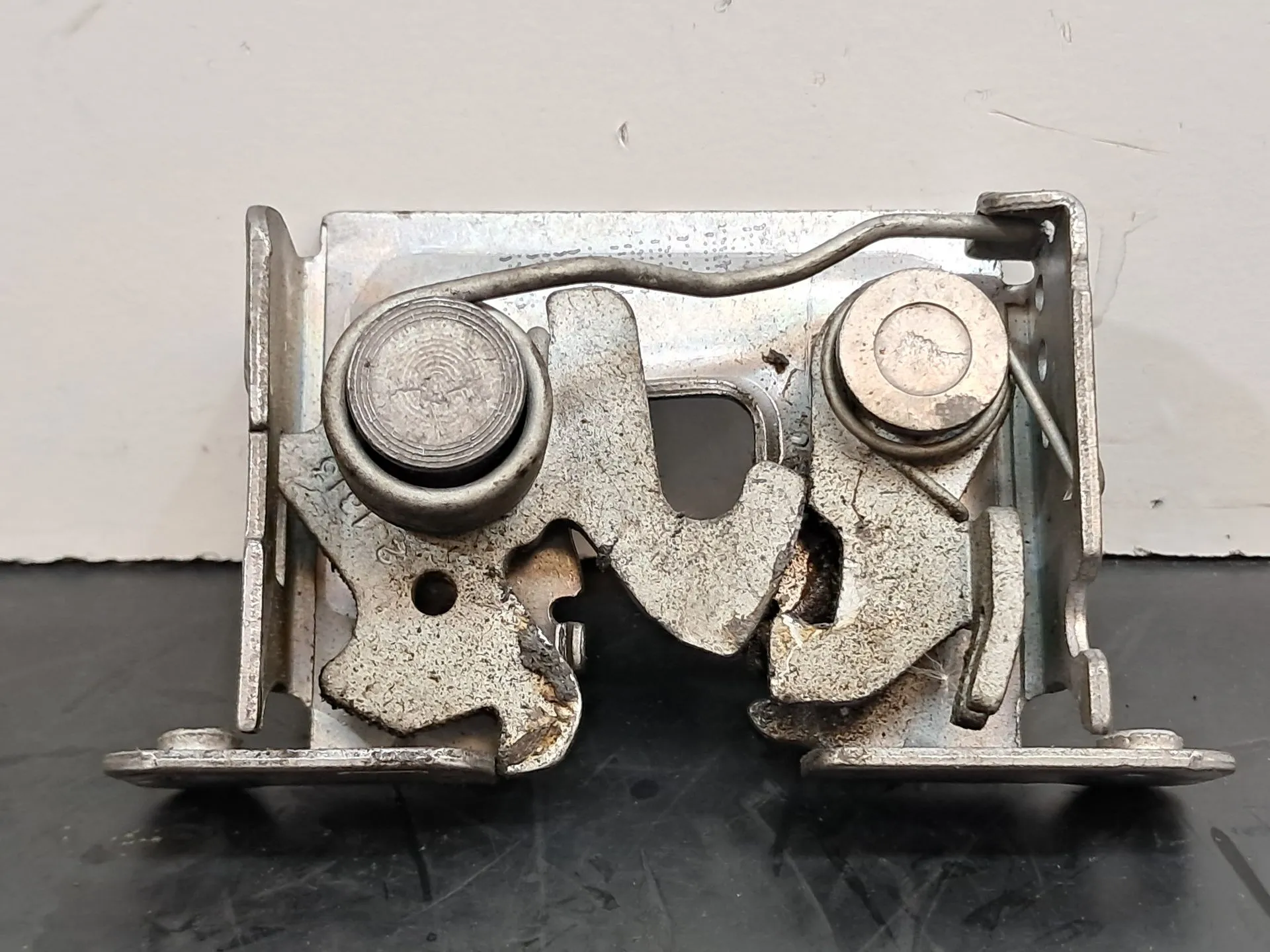 Serrure Capot BMW X5 (F15, F85) Imagem-1