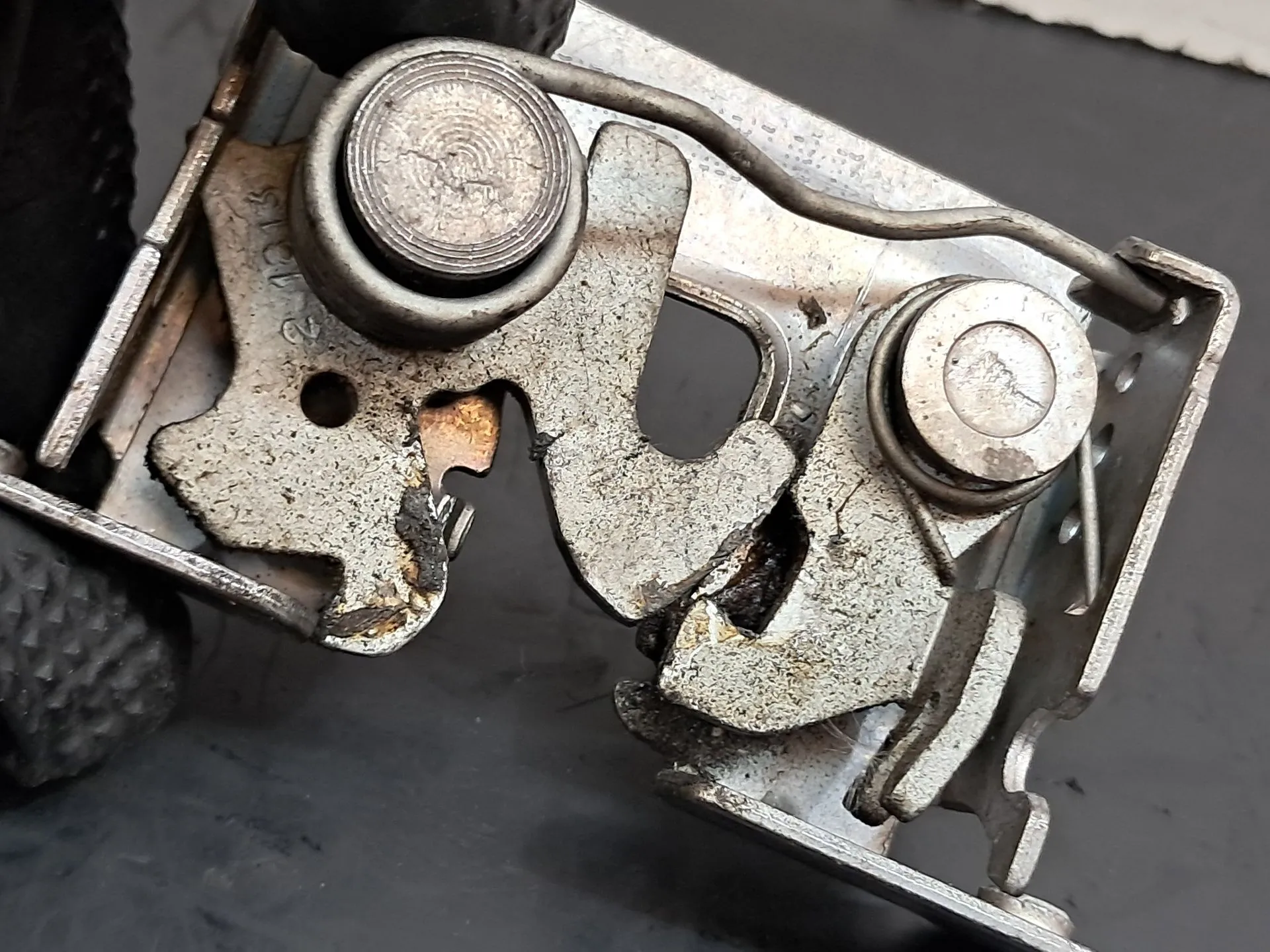 Serrure Capot BMW X5 (F15, F85) Imagem-2