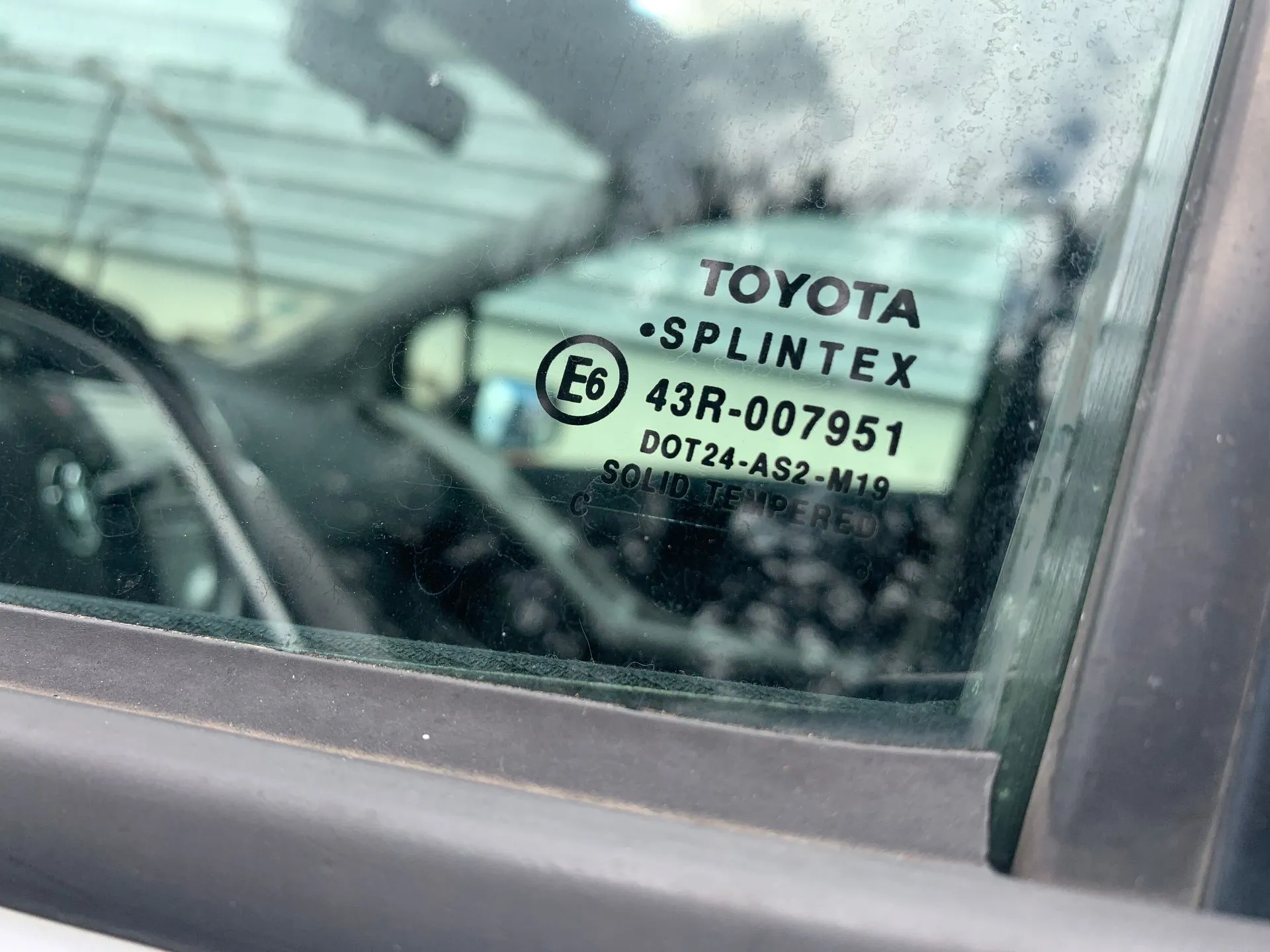 Vetro porta anteriore sinistra TOYOTA Yaris (_P9_) Imagem-1