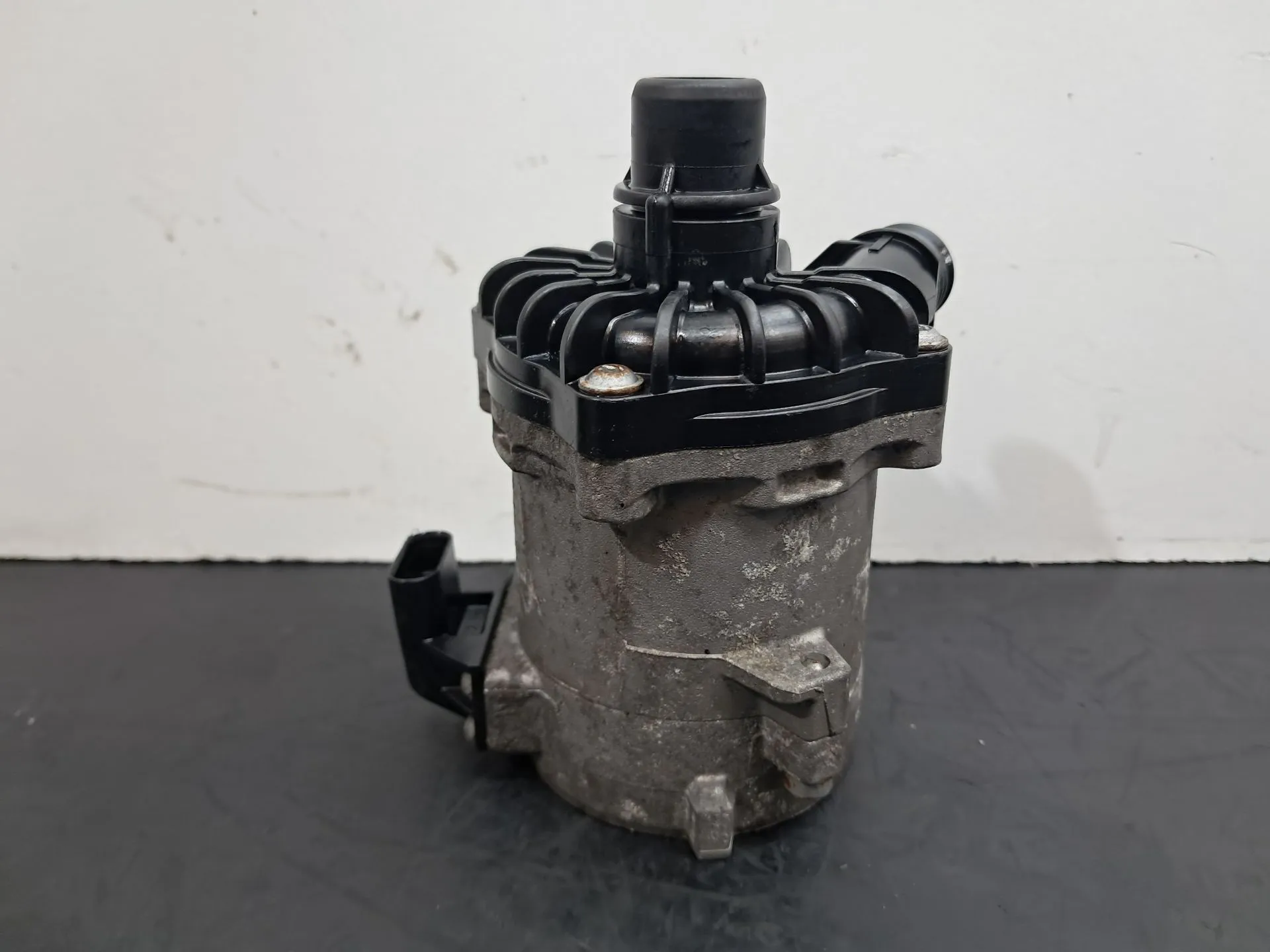 Pompe à eau supplémentaire BMW X5 (F15, F85)