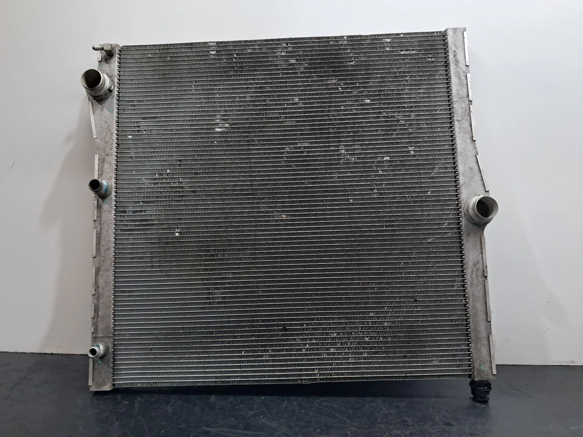 Radiador de água BMW X5 (F15, F85)