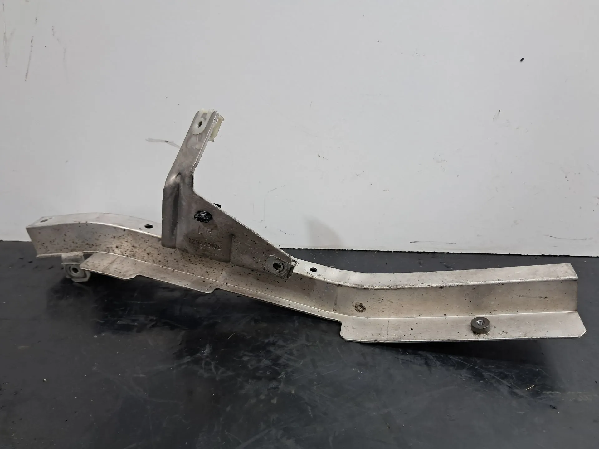Supporto generico BMW X5 (F15, F85)