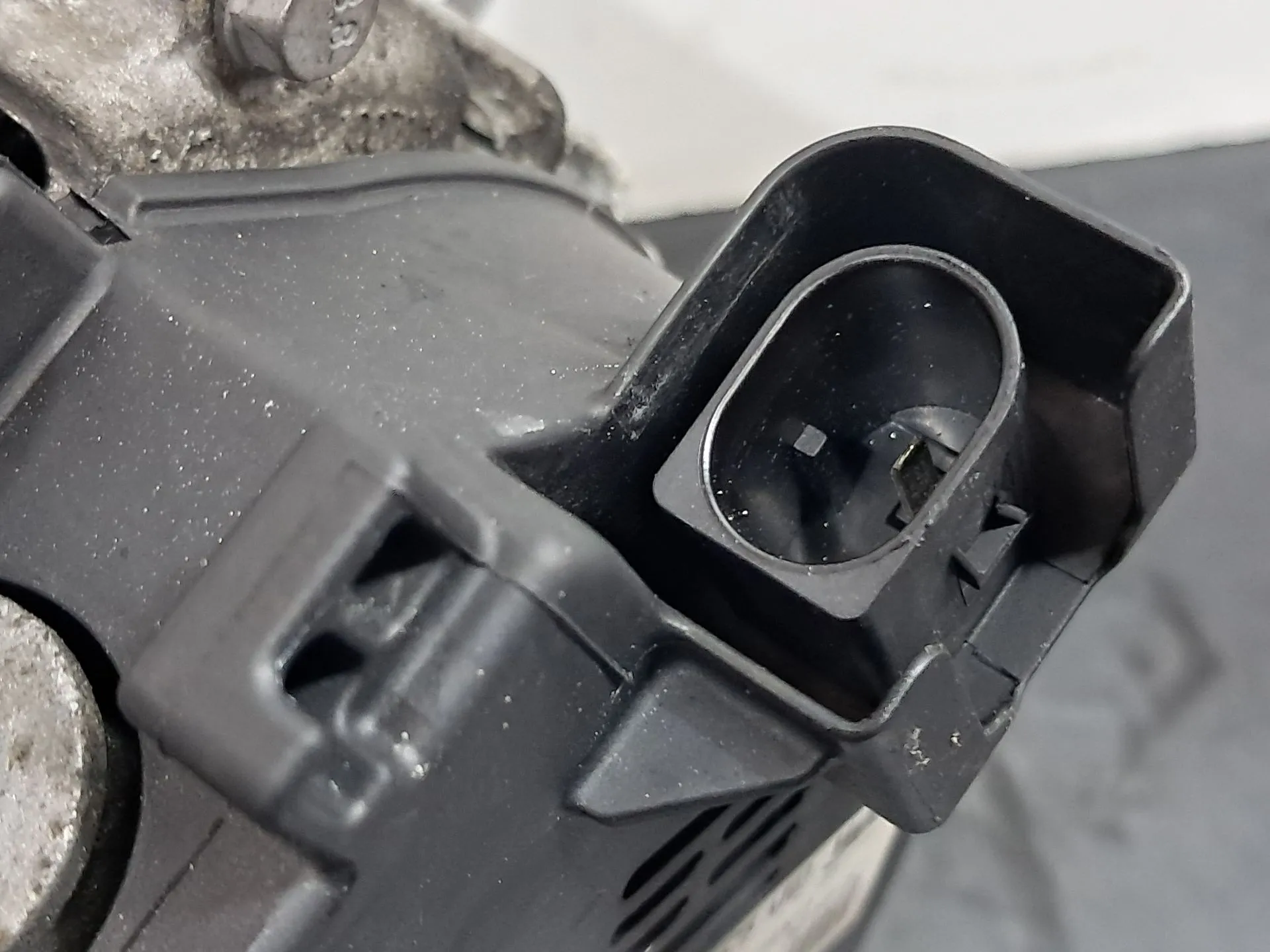 Alternador BMW X5 (F15, F85) Imagem-4