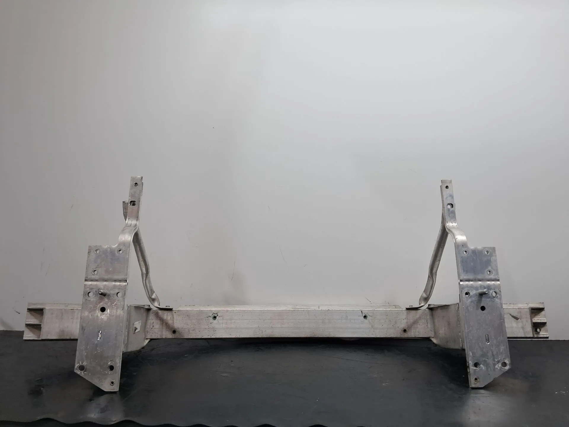 Renfort pare-chocs avant BMW X5 (F15, F85) Imagem-3