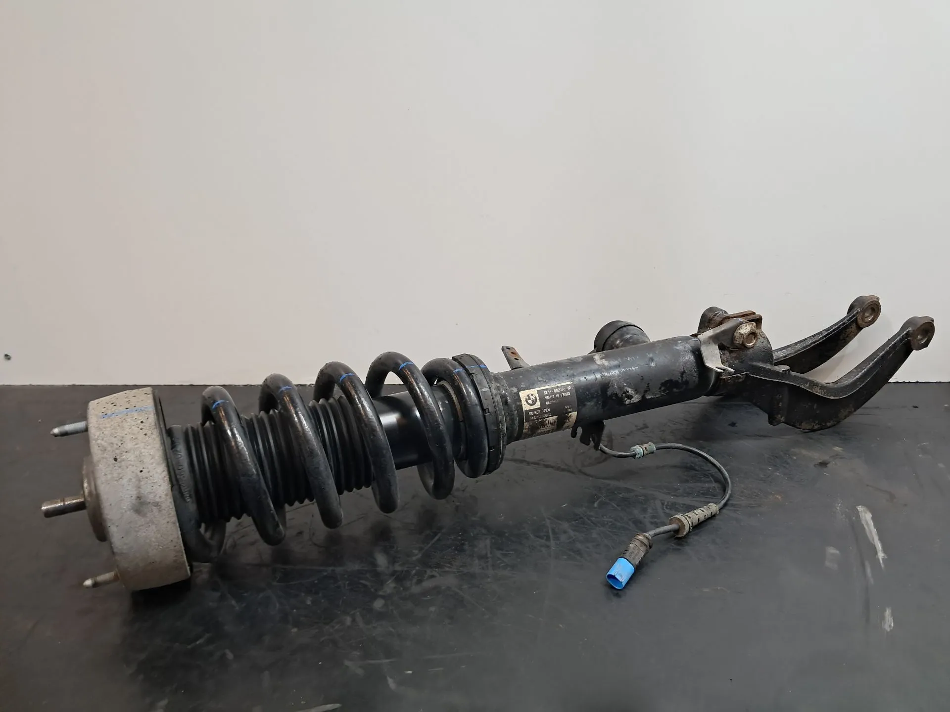 Amortisseur Avant Droite BMW X5 (F15, F85) Imagem-1