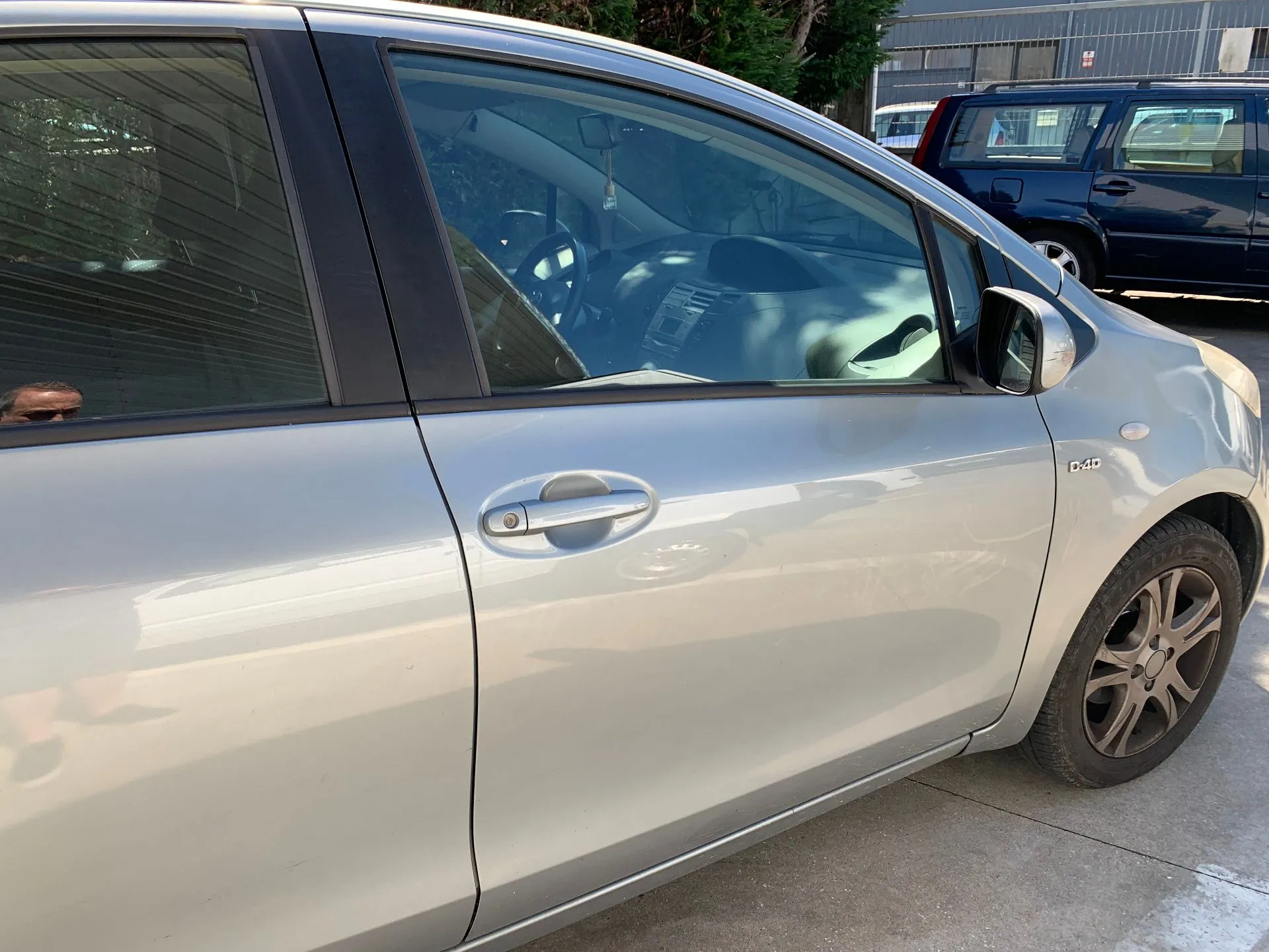 Porta frente direita TOYOTA Yaris (_P9_)