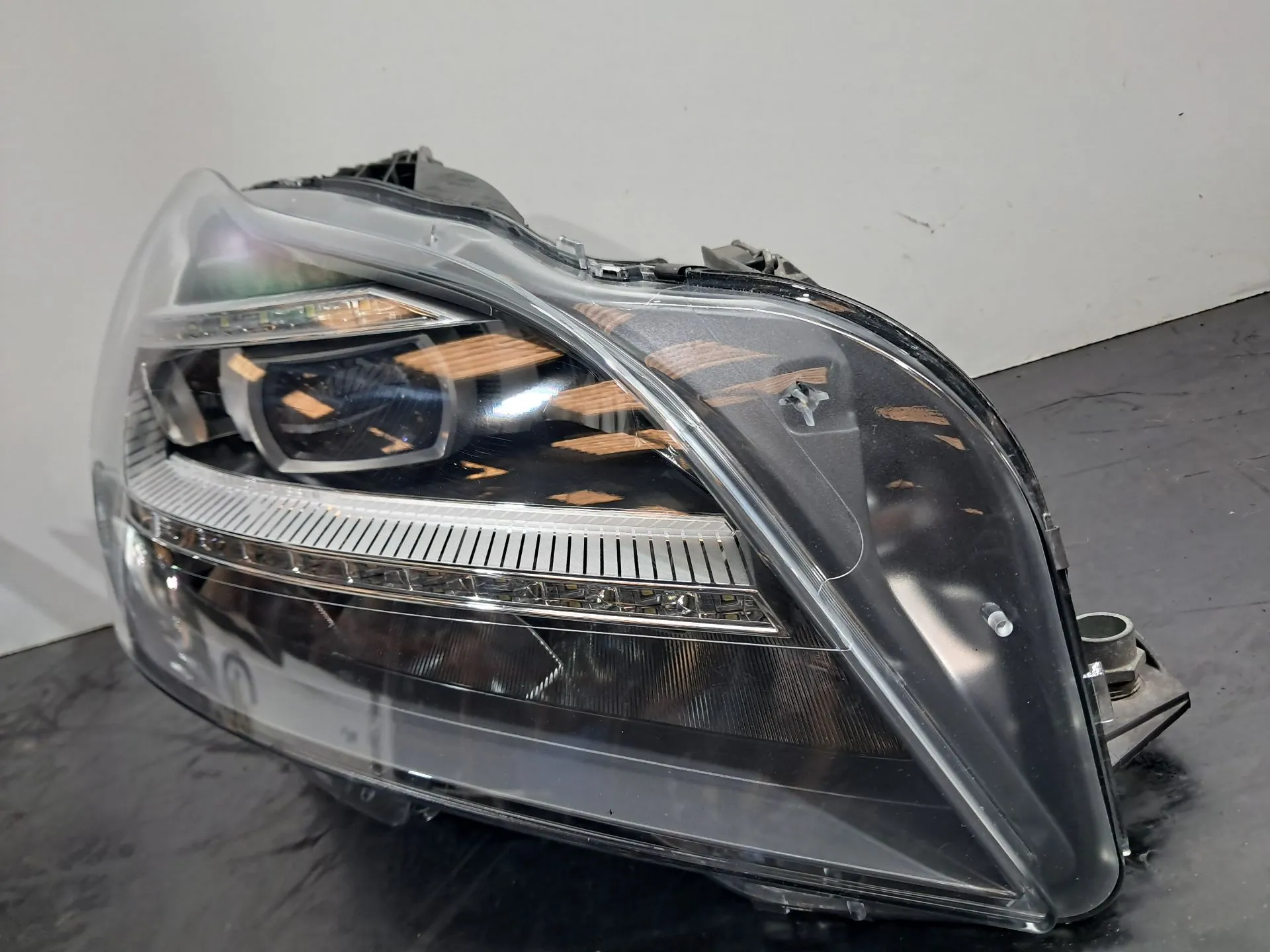 Right Headlight MERCEDES-BENZ CLS (C218) Imagem-2
